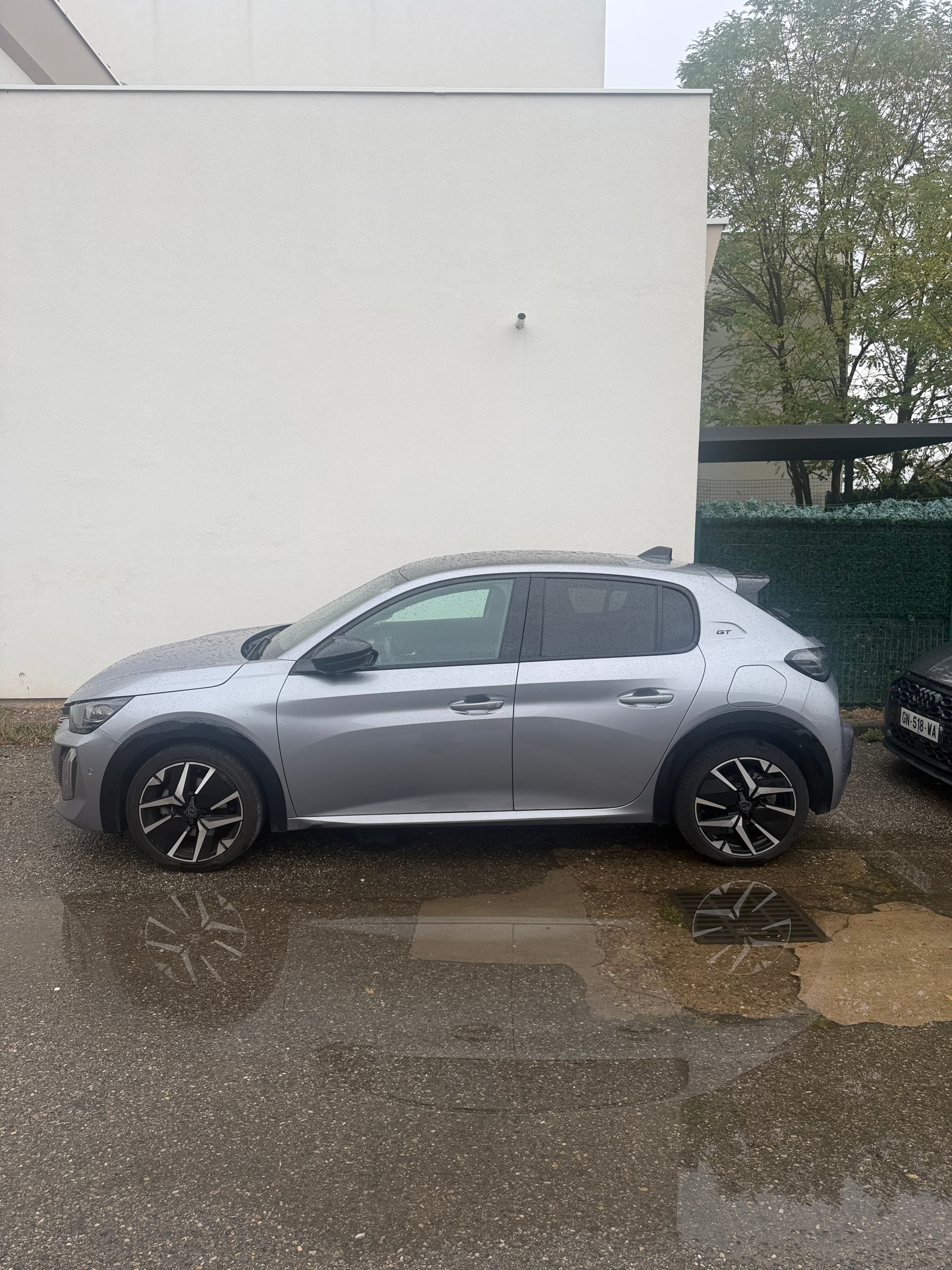 Peugeot 208 GT Line avec Climatisation