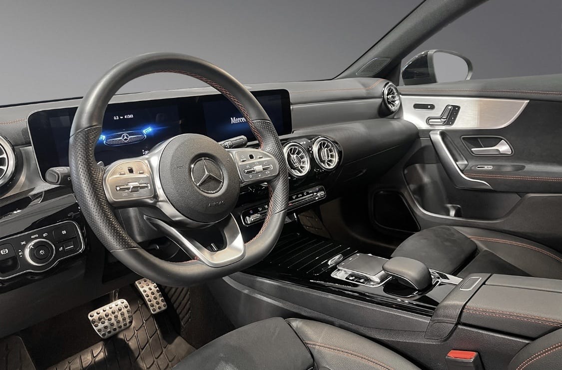 Mercedes-Benz A-Klasse 180 med Cruisekontroll