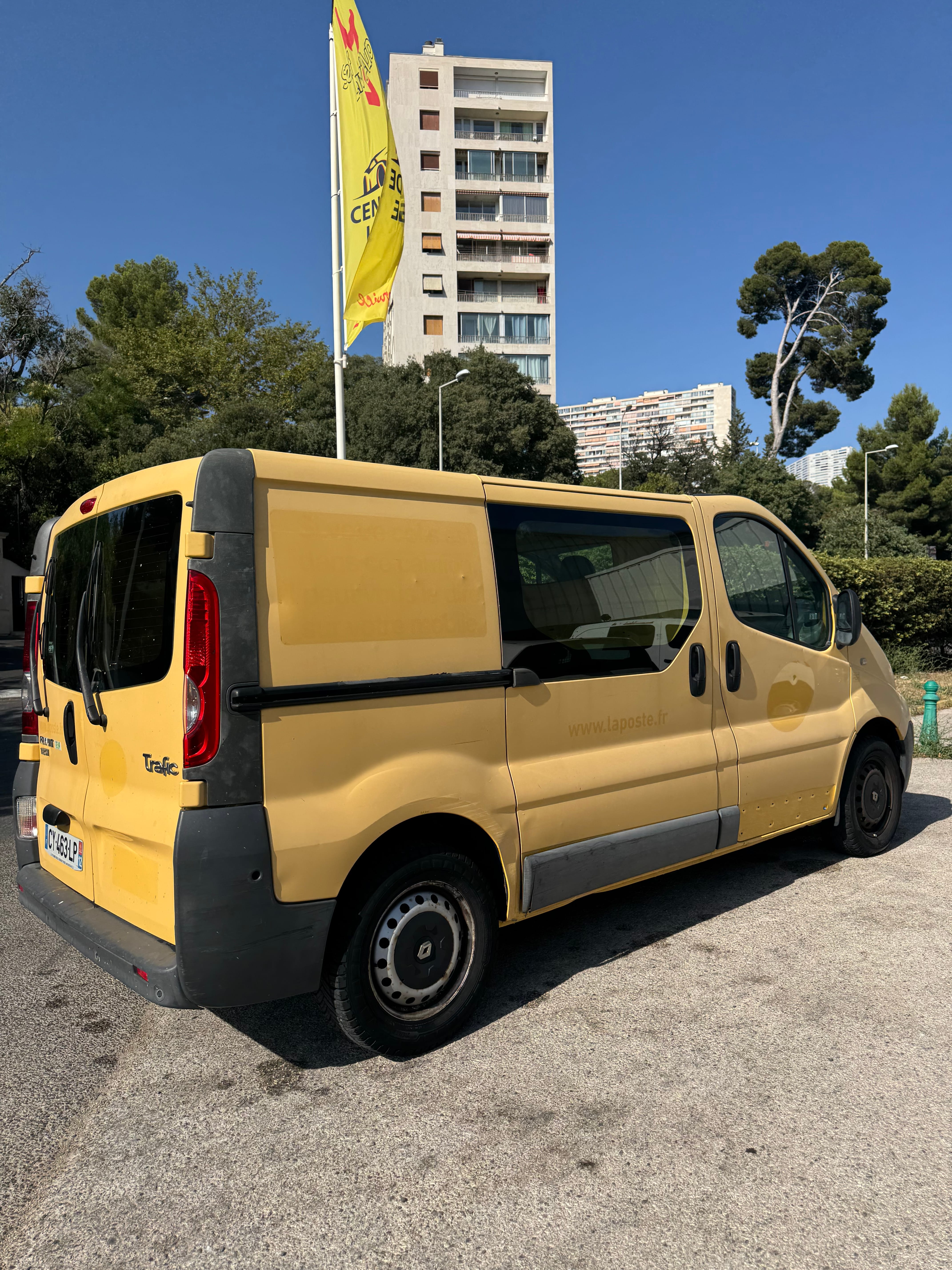 Renault Trafic with Bluetooth audio