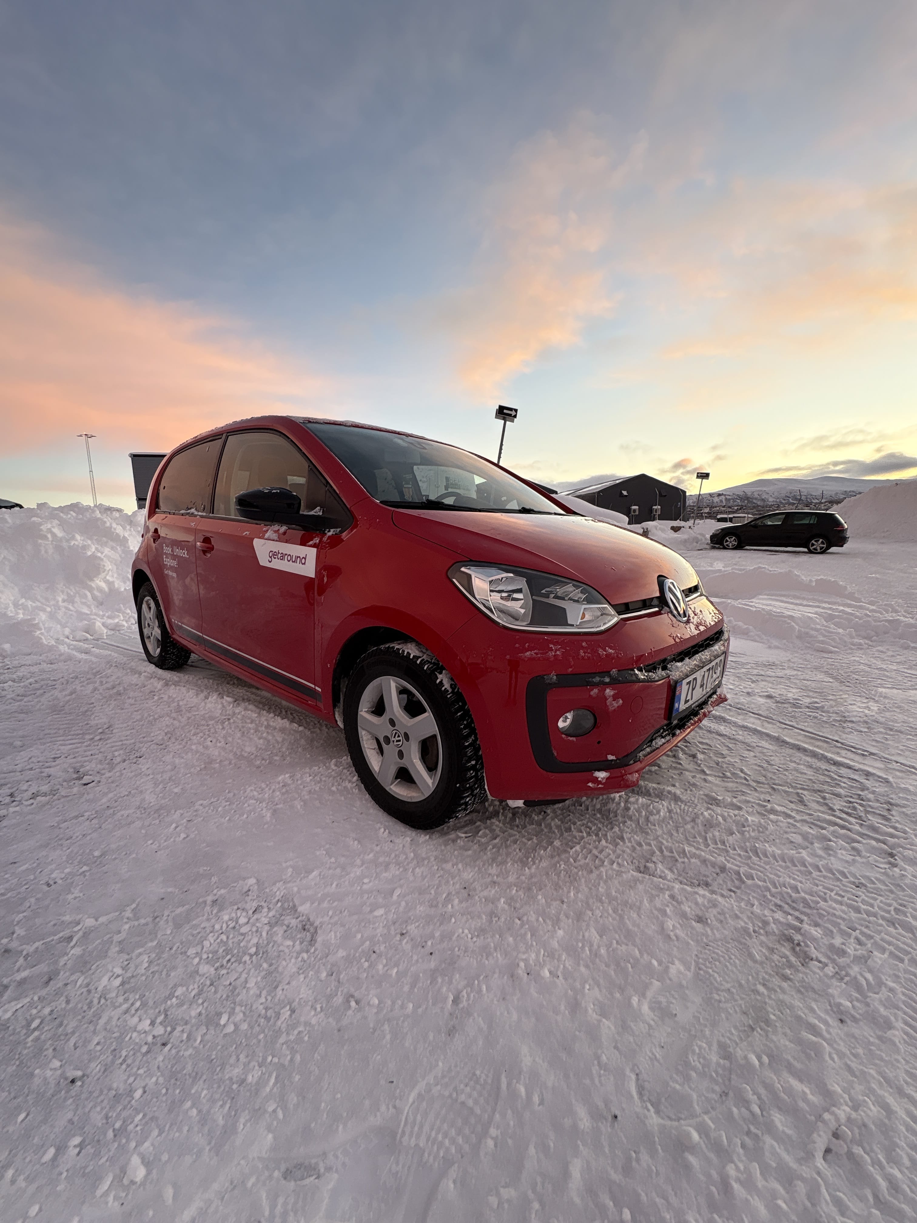 Volkswagen Up! Beats audio| spiked winter tires, 2018, Blyfri 95