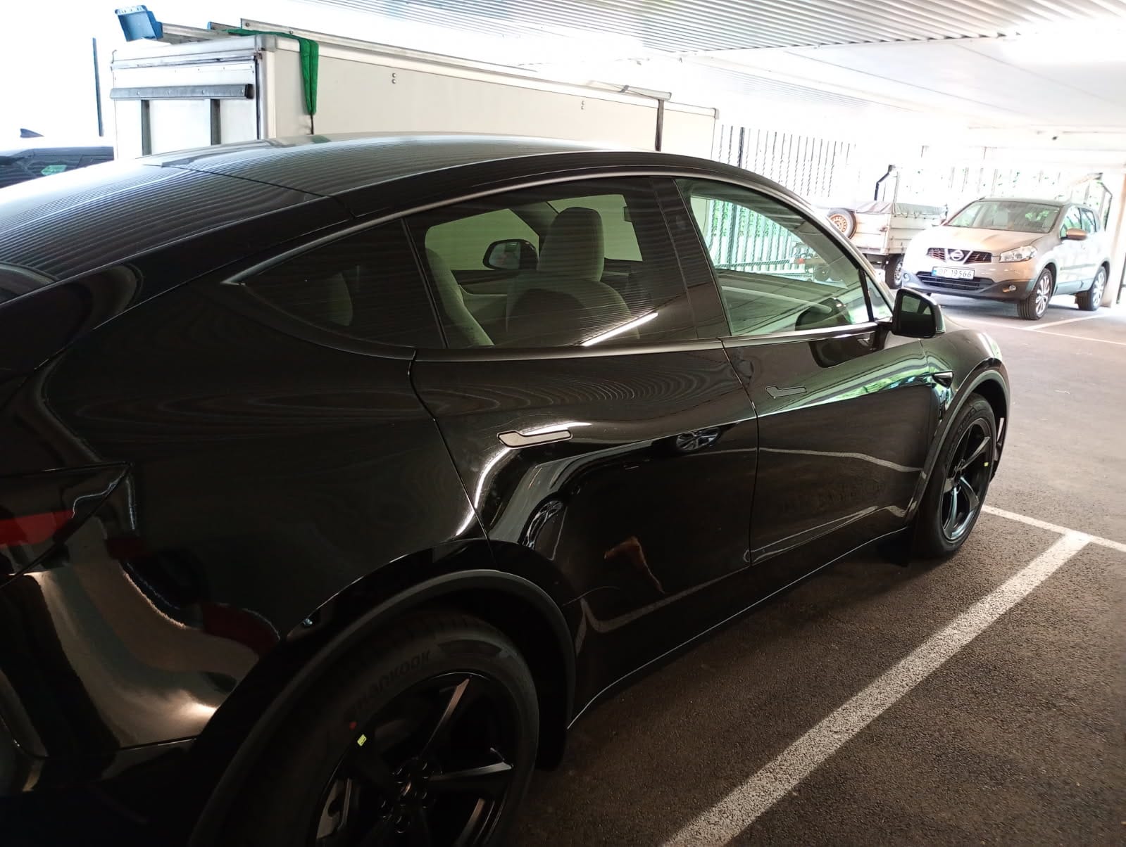 Tesla Model Y Long Range 2025, Kjelsås med Ryggekamera