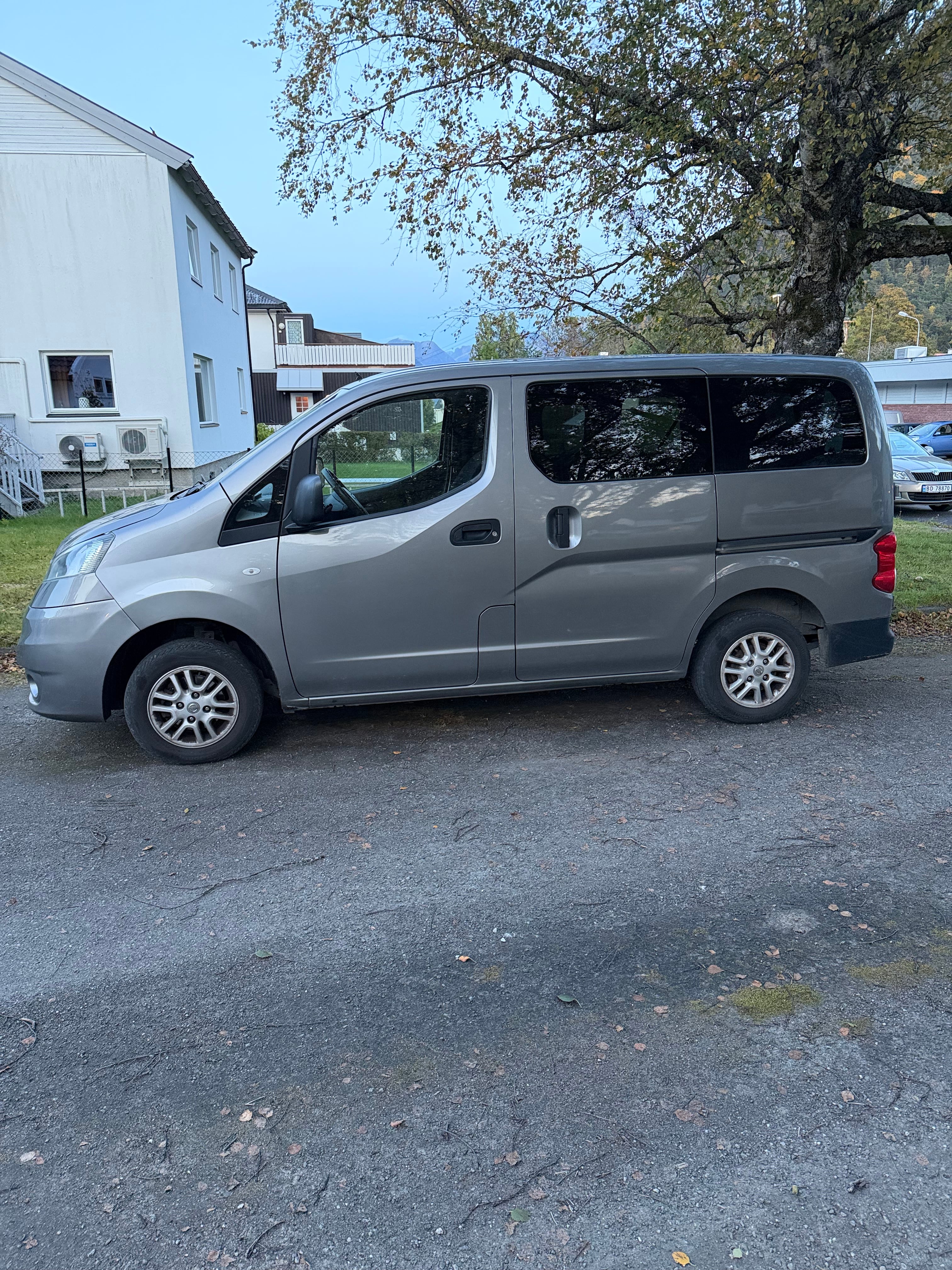 Nissan NV200 med Aircondition