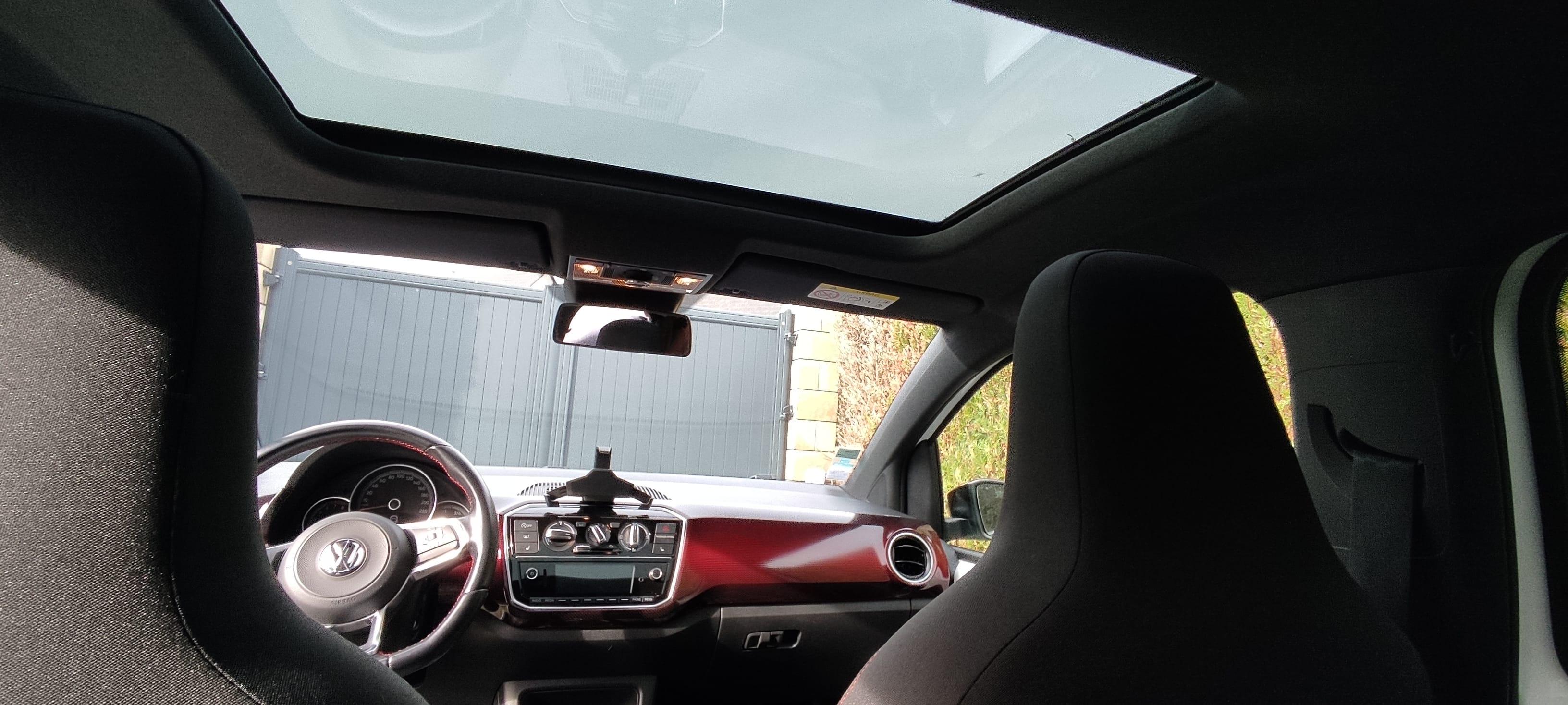 Volkswagen Up! GTI 5 portes toute équipée avec Audio Bluetooth