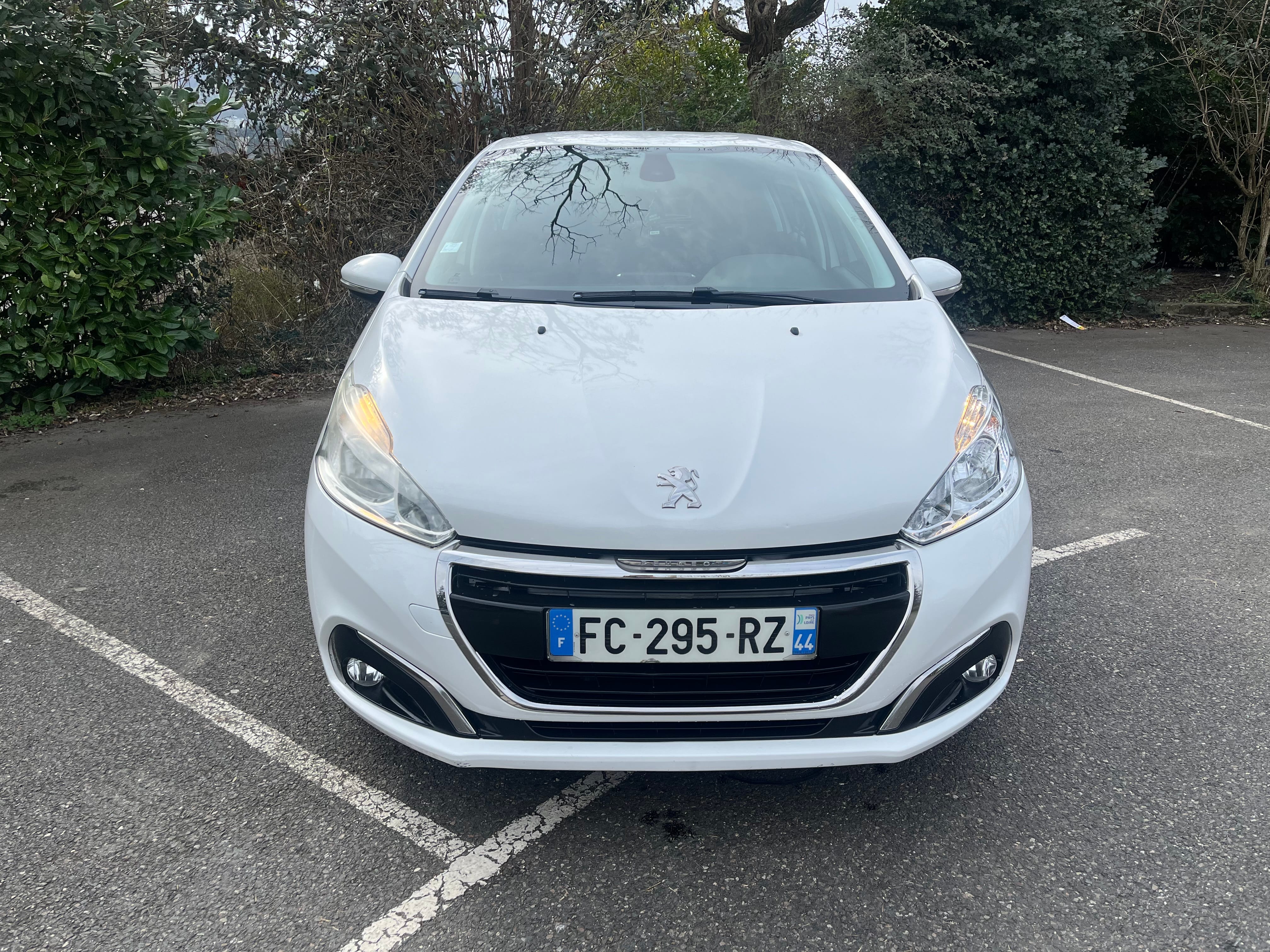 Peugeot 208 avec Android Auto