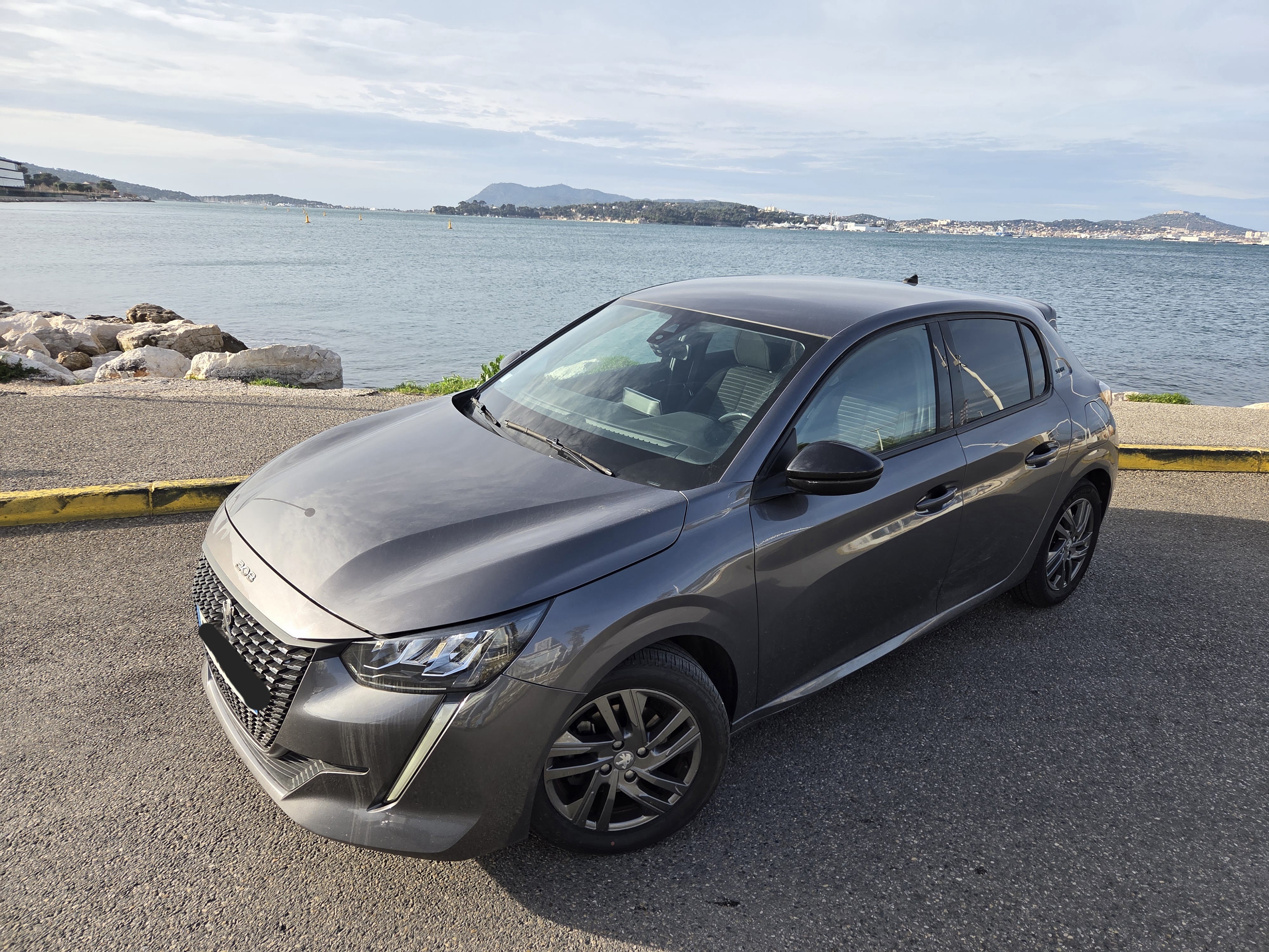 Peugeot 208 Style 100cv, 2021, Essence 95, automatique