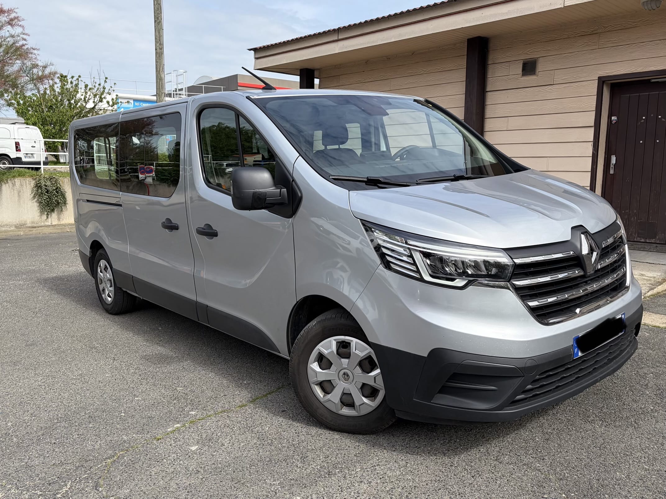 Renault Trafic Passenger 2.0 DCI, 2022, Diesel, 9 places et plus