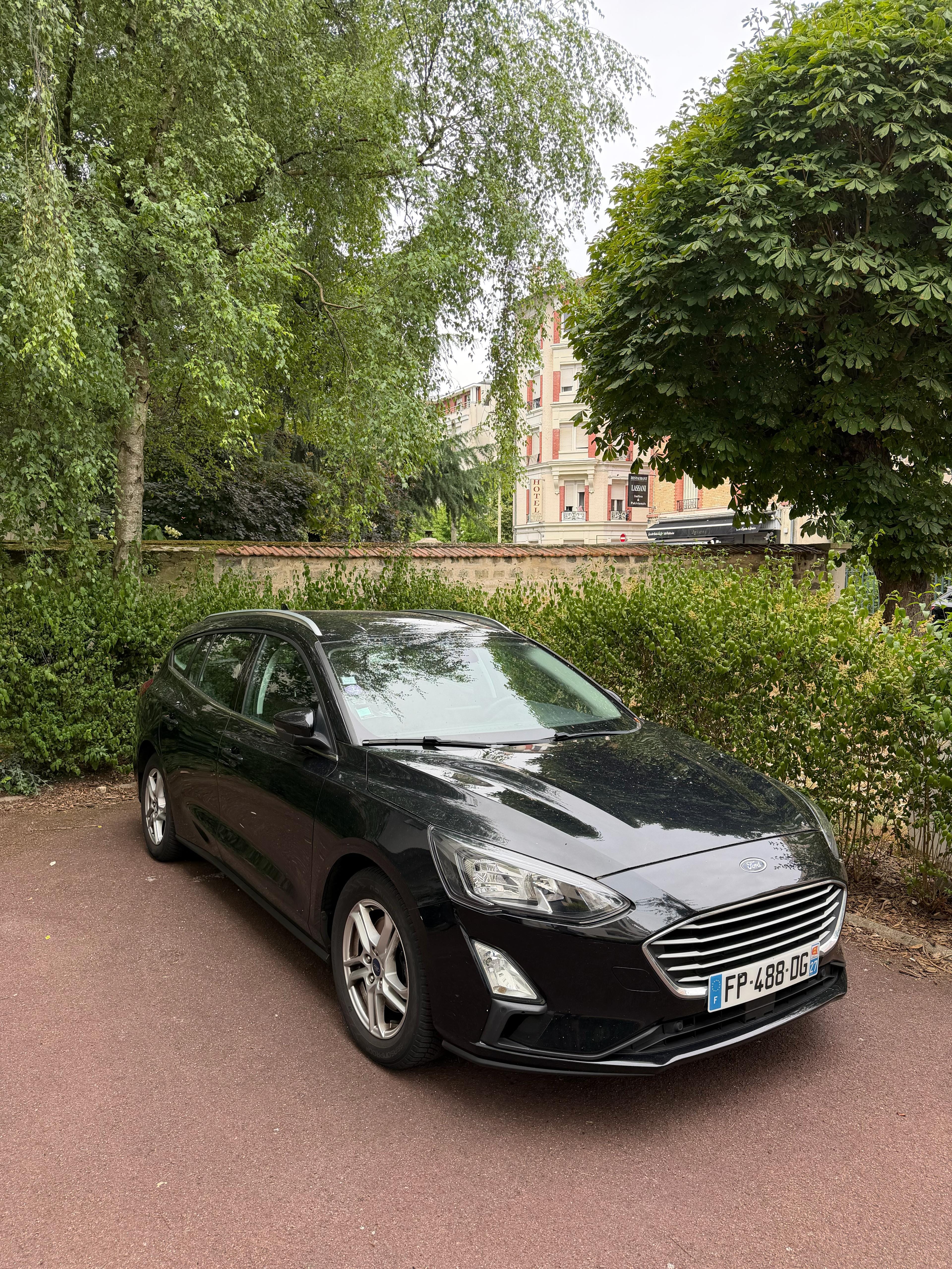 Ford Focus SW Business  – spacieuse & économique – idéale week-end & déplacement professionnel, 2020, Essence 95