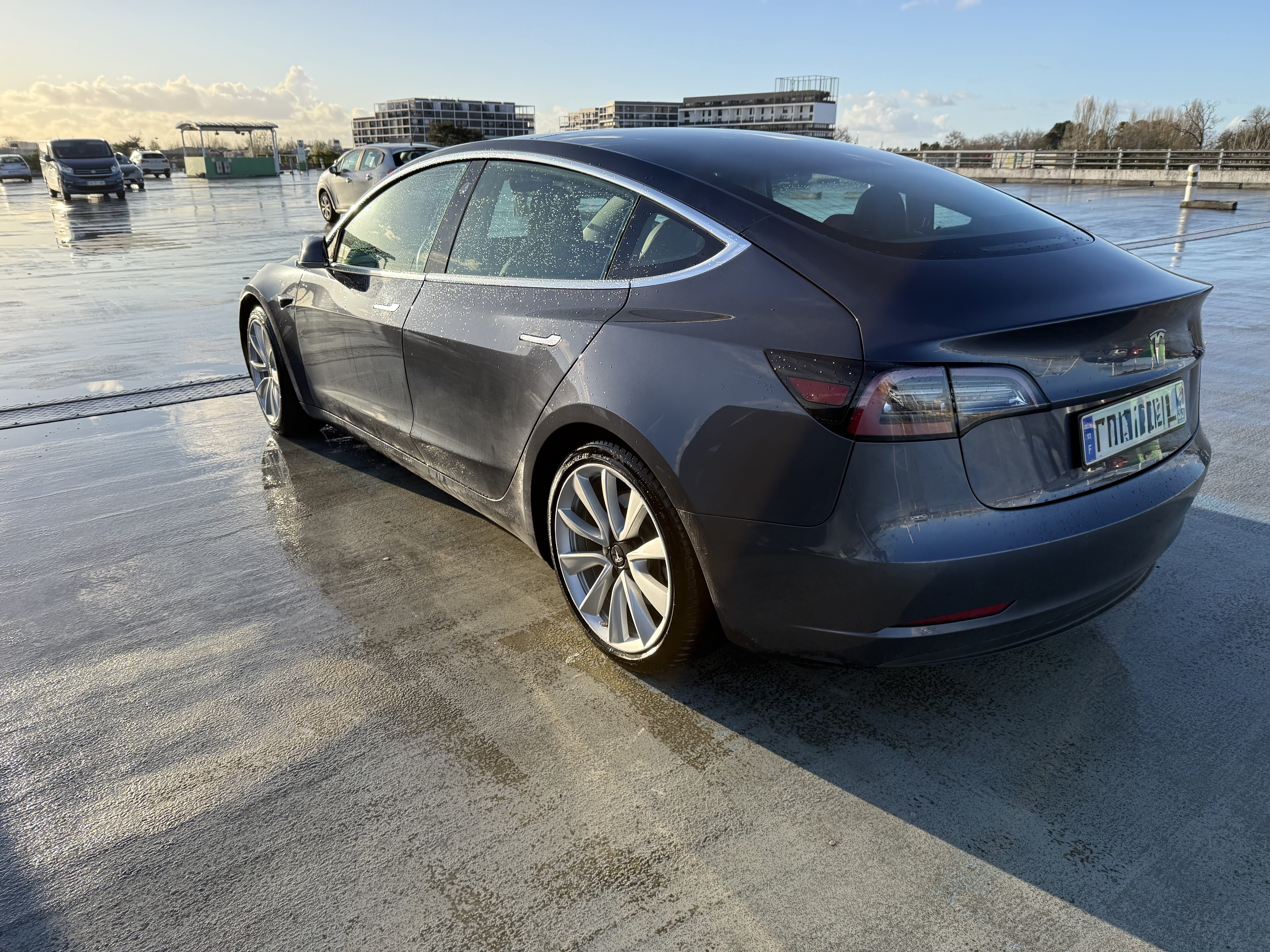 Tesla Model 3 avec Caméra de recul