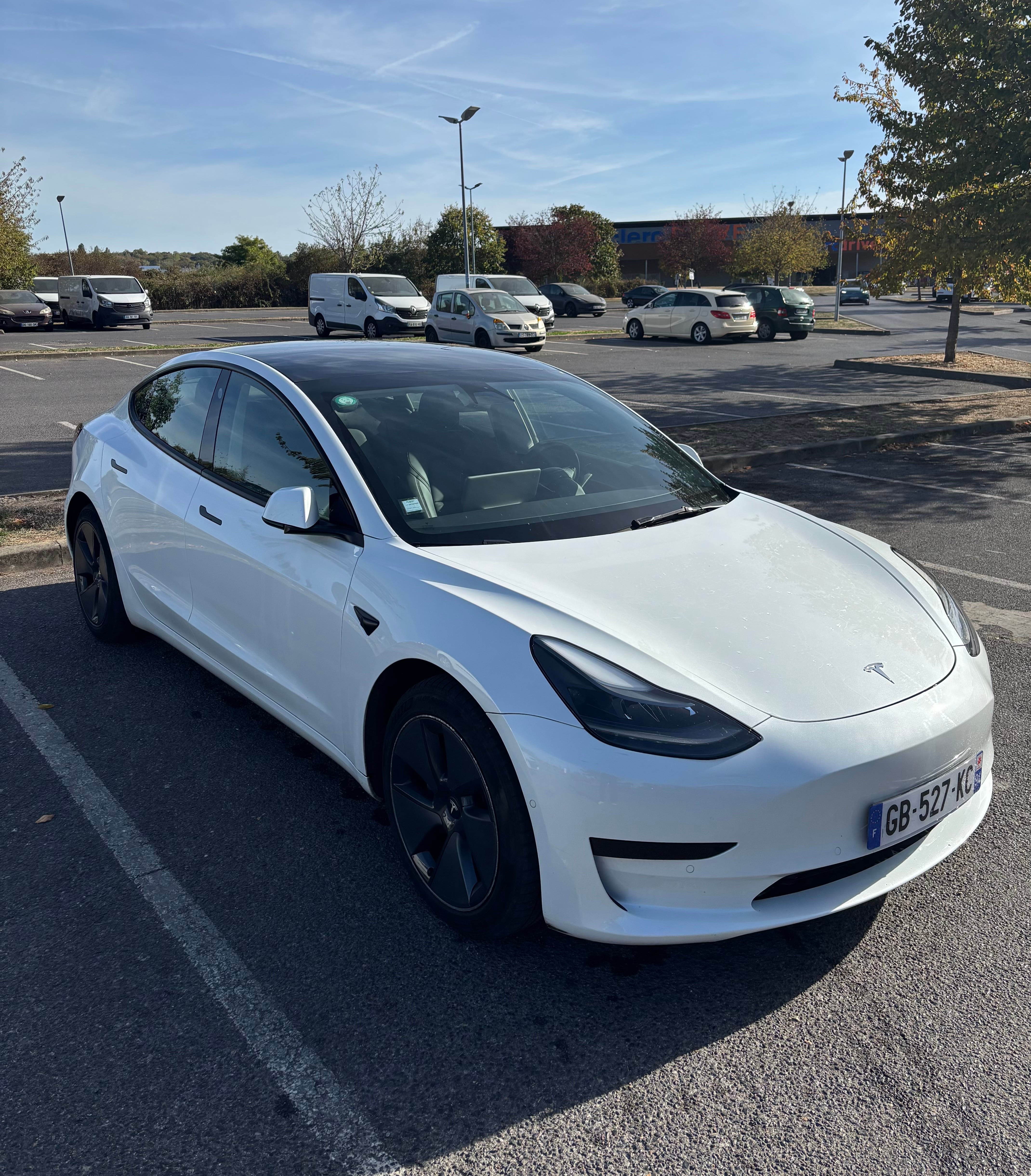 Tesla Model 3, 2021, Électrique, automatique