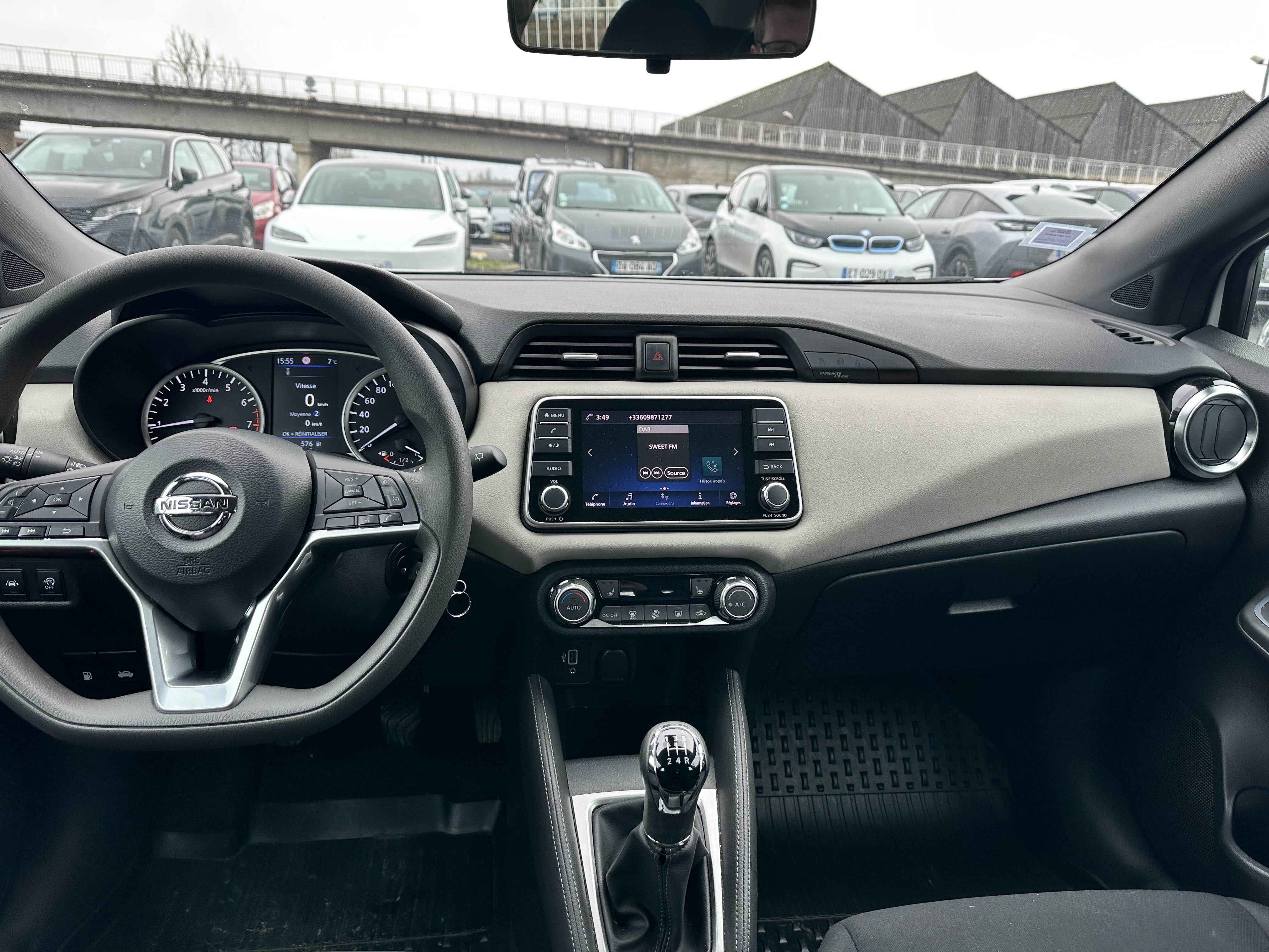 Nissan Micra 1.0 92cv avec Entrée audio / iPod