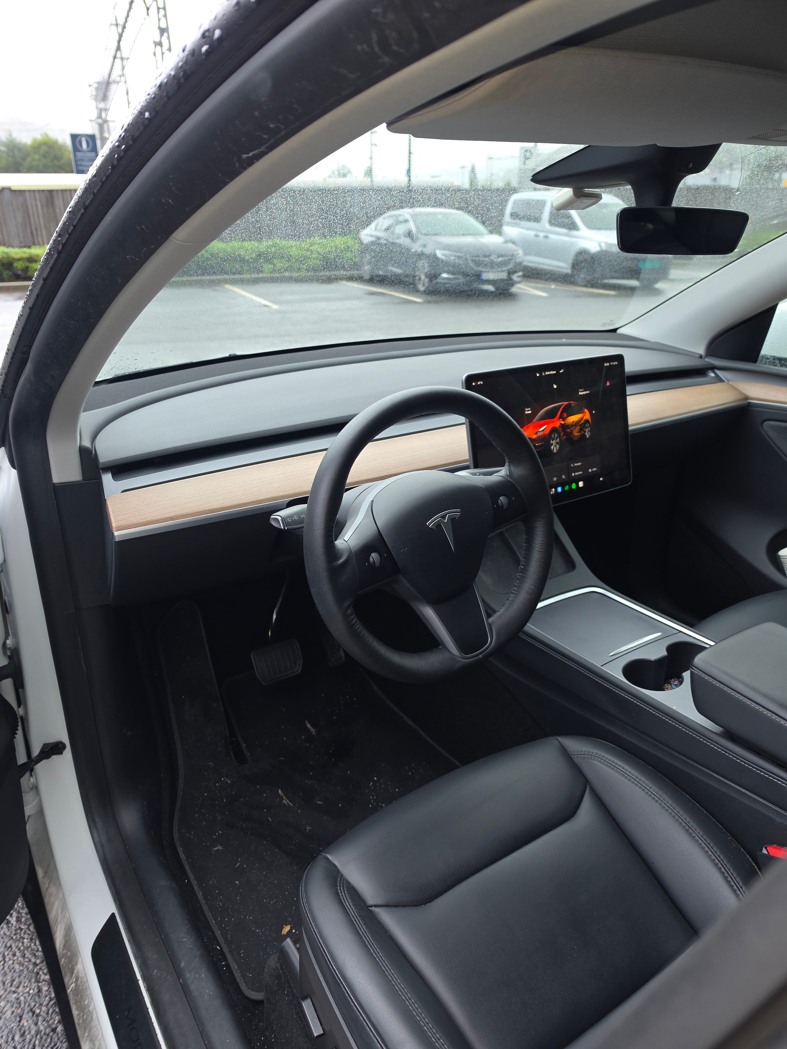 Tesla Model Y Long Range med Ryggekamera