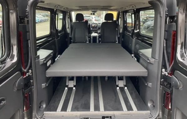 Renault Trafic Passenger 2.0 125 kW/170 PS mit Tempomat