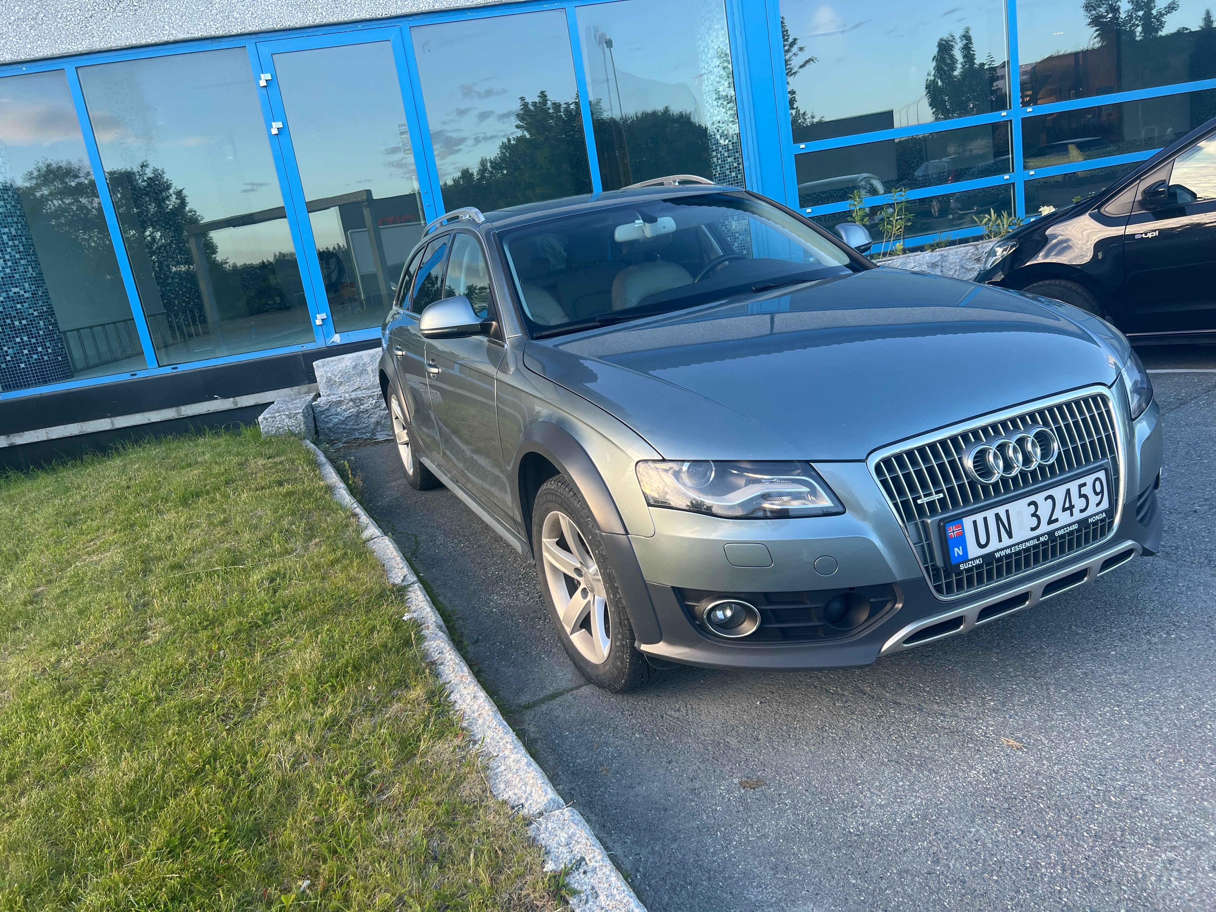 Audi A4 2.0T Quattro med GPS