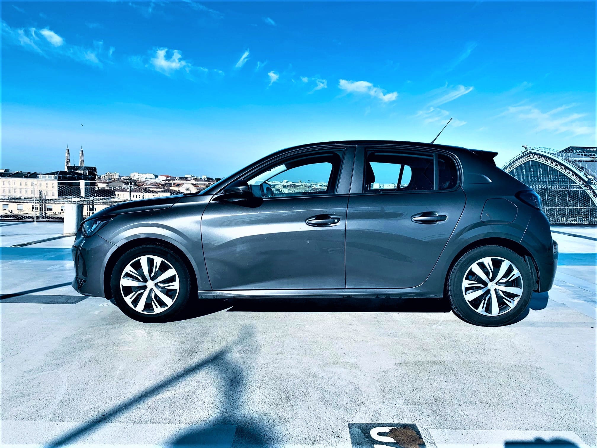 Peugeot 208 II Active  Clim 5 portes 291 con Aire acondicionado