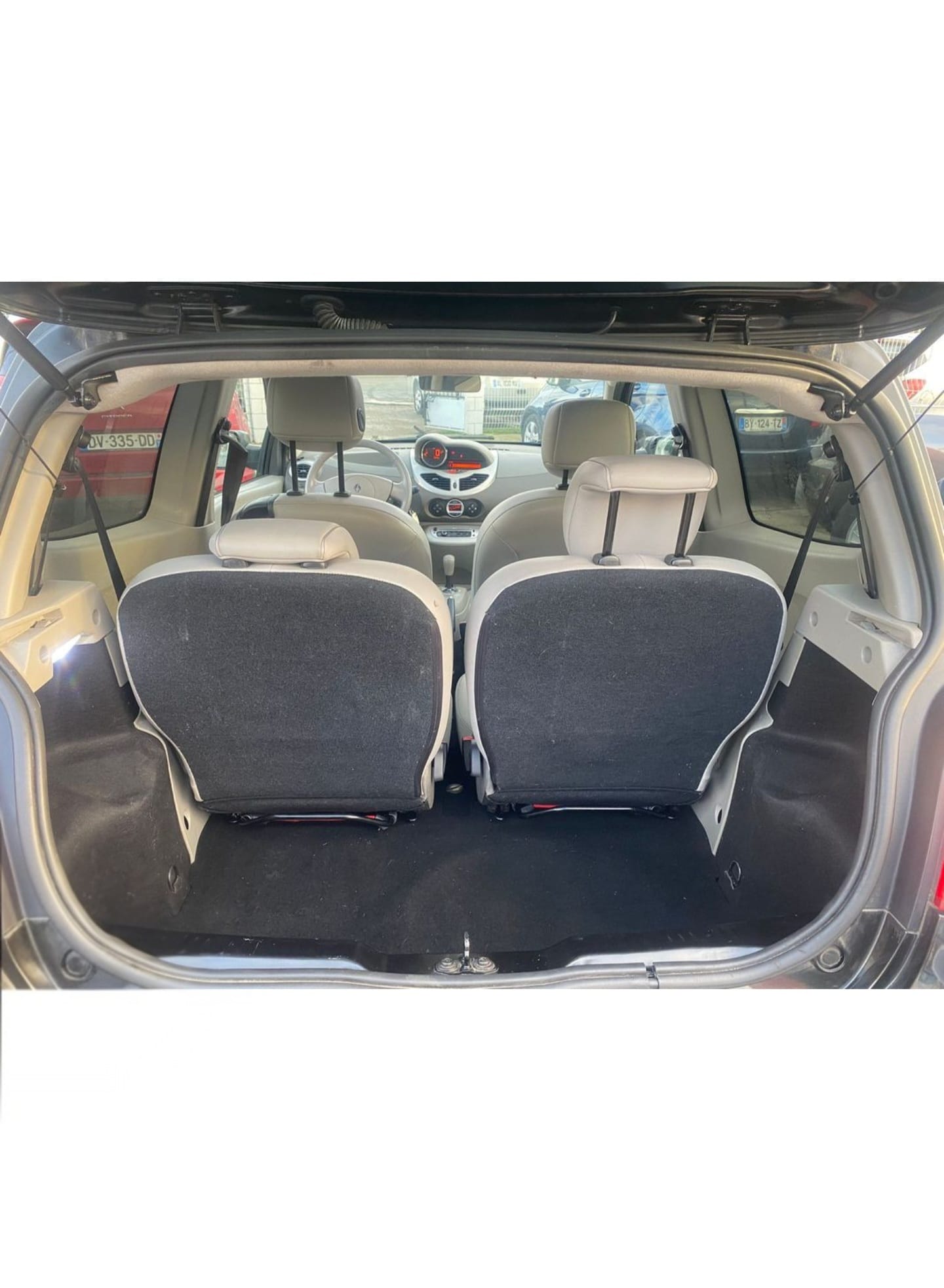 Renault Twingo II 1.2 16s BOITE AUTOMATIQUE 5 CH FISCAUX
