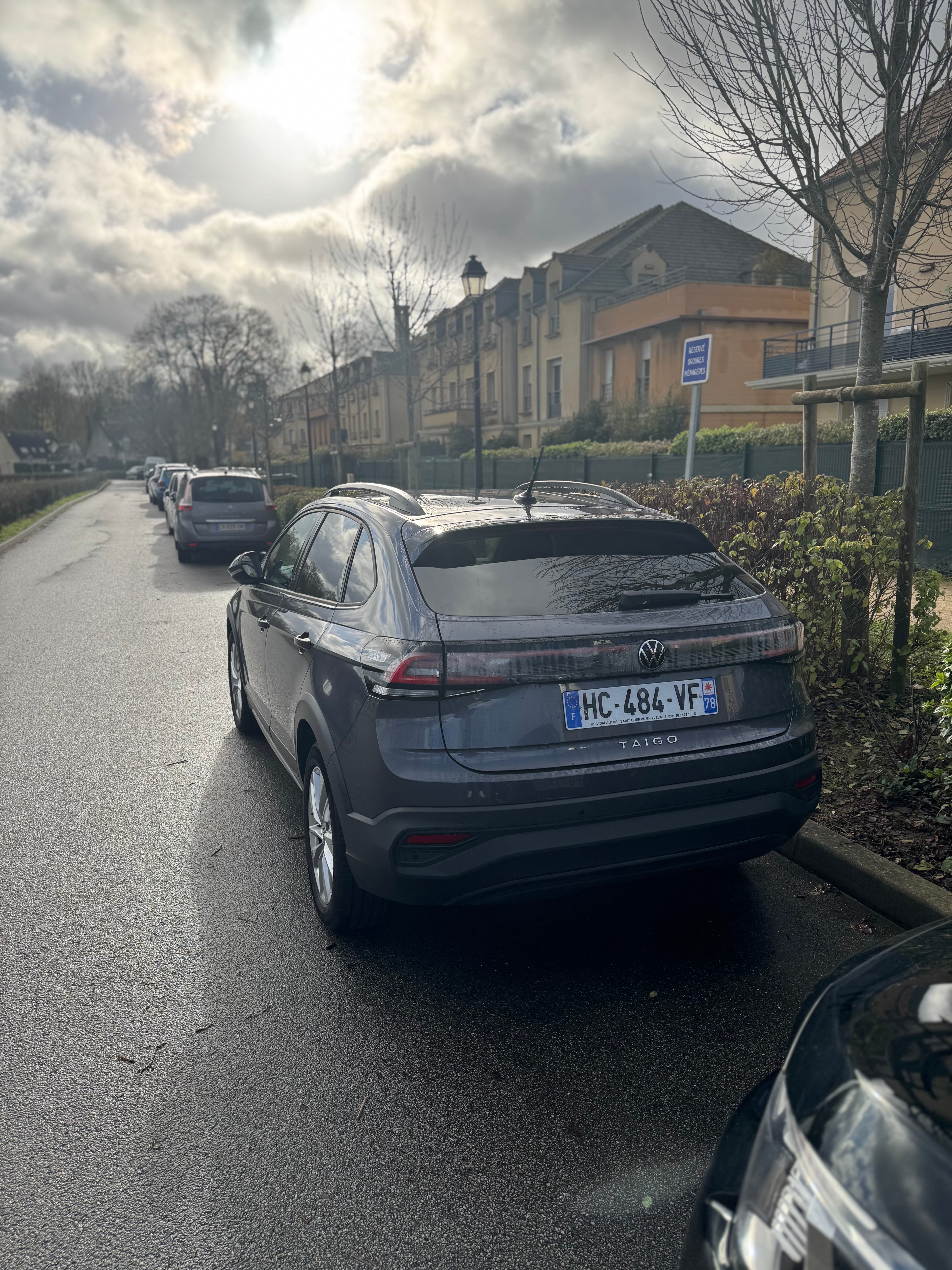 Volkswagen Taigo avec Climatisation
