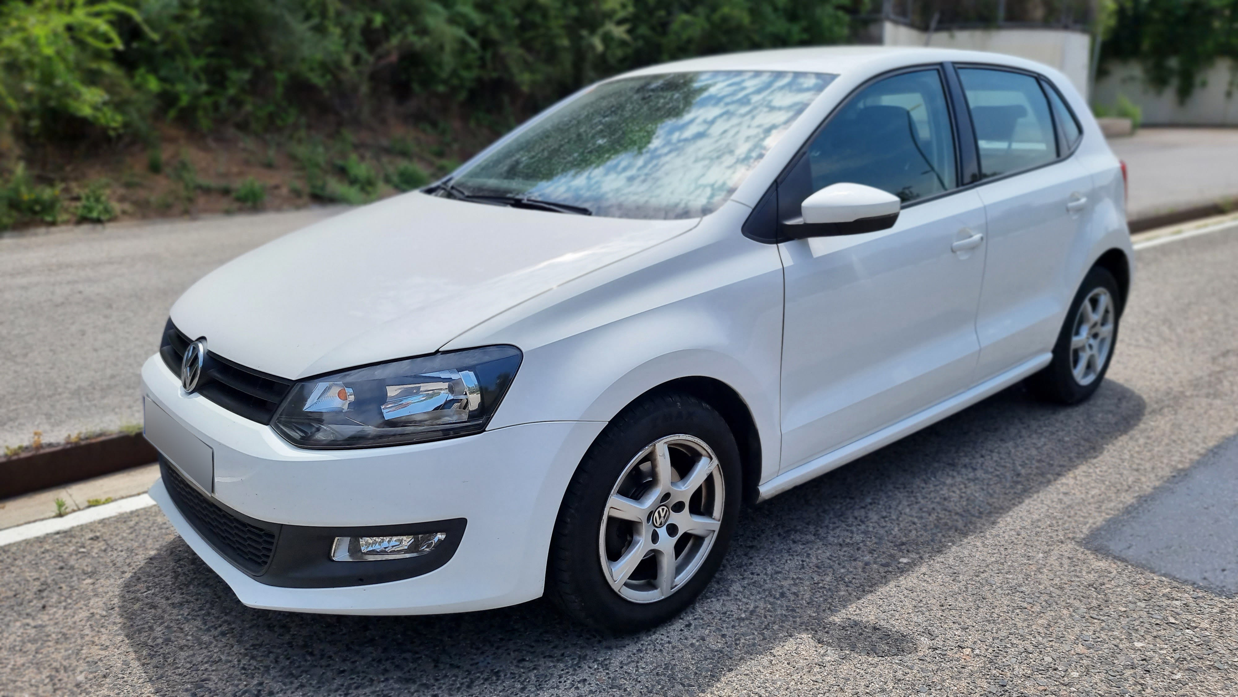Volkswagen Polo Emotion TSI HJN, 2015, Gasolina 95