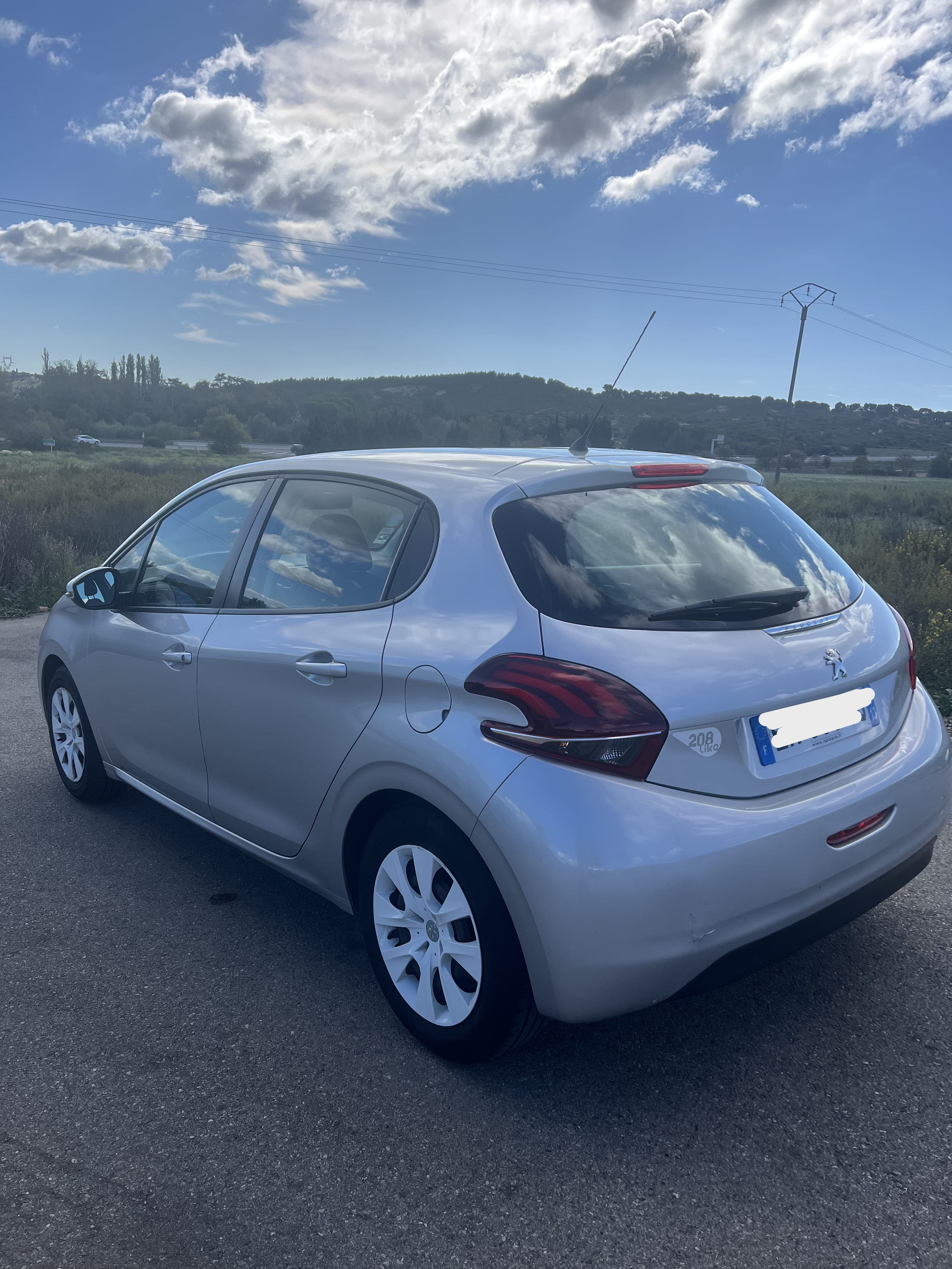 Peugeot 208 avec Régulateur de vitesse