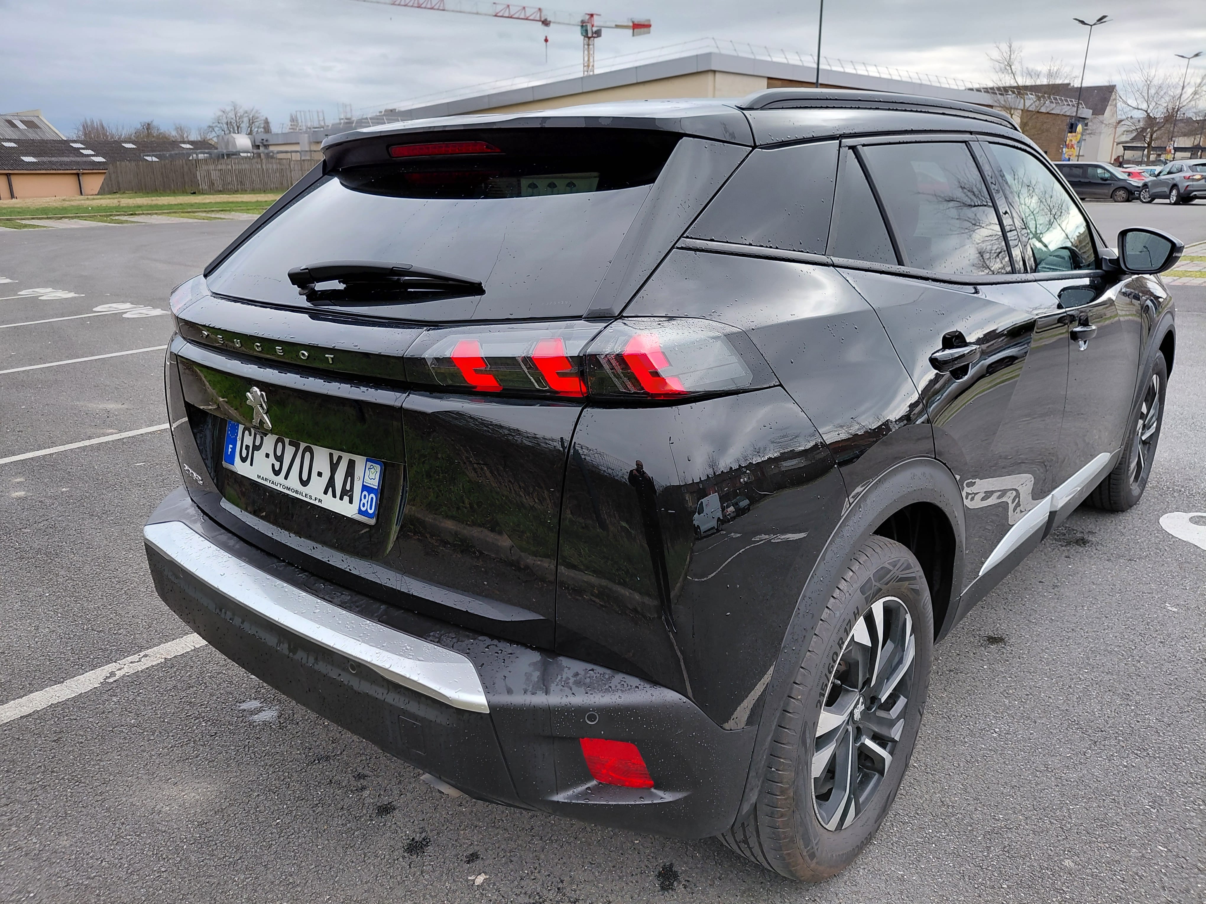 Peugeot 2008 avec GPS