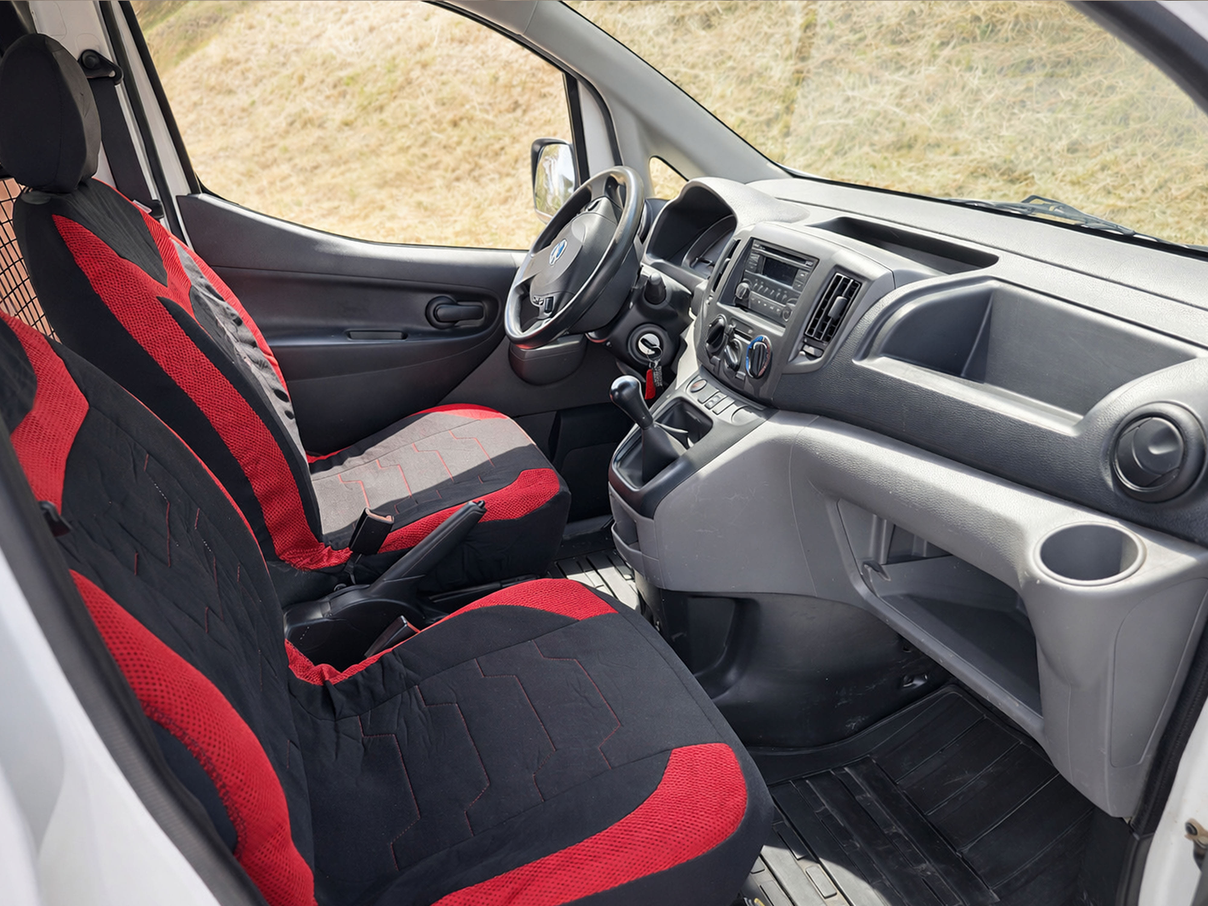 Nissan NV200 PROCHE TRAM avec Android Auto