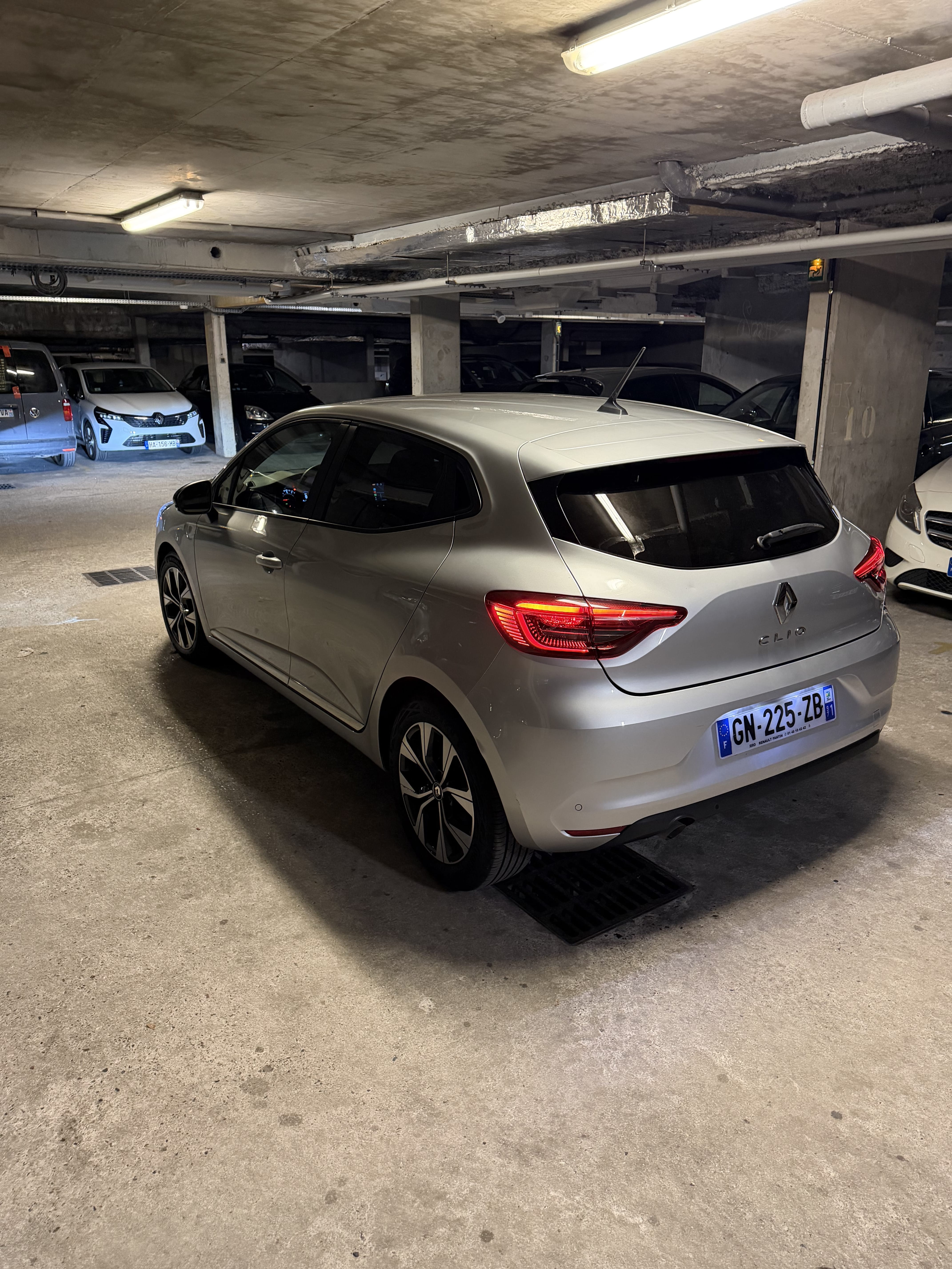 Renault Clio avec Climatisation
