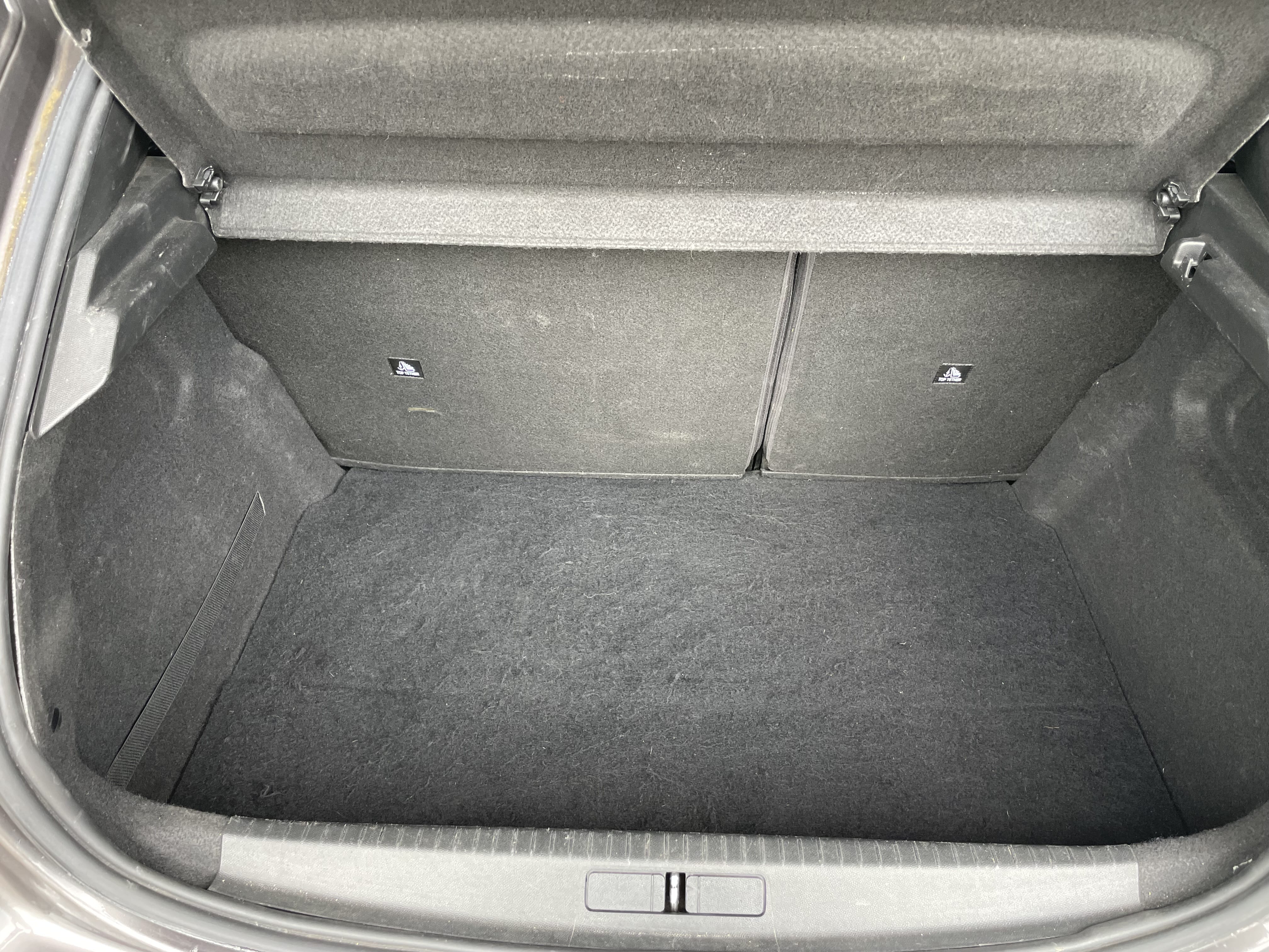 Peugeot 208 Ess BV Auto FW410WP avec Android Auto
