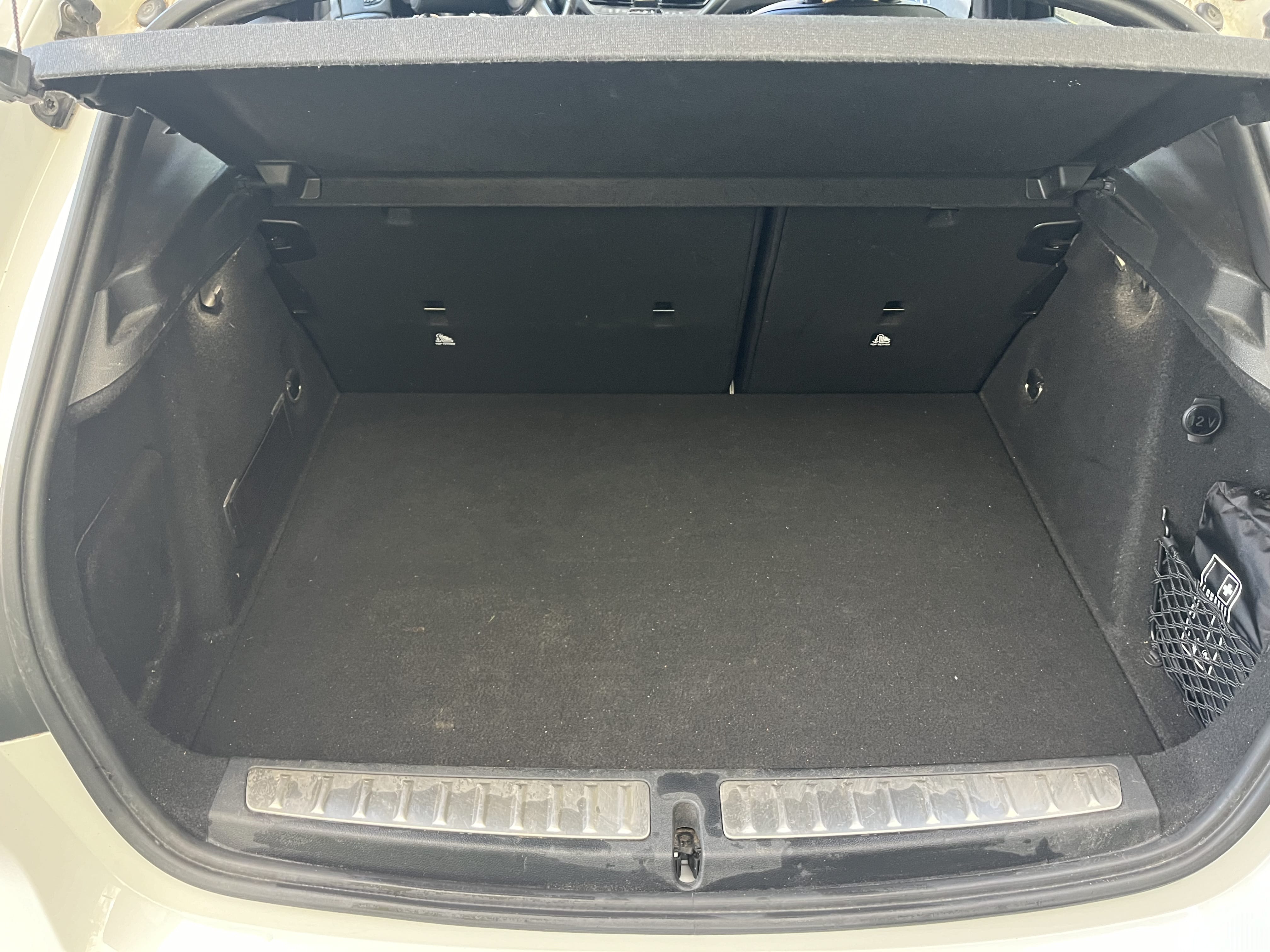 BMW Série 1 Toit ouvrant - CarPlay avec Entrée audio / iPod