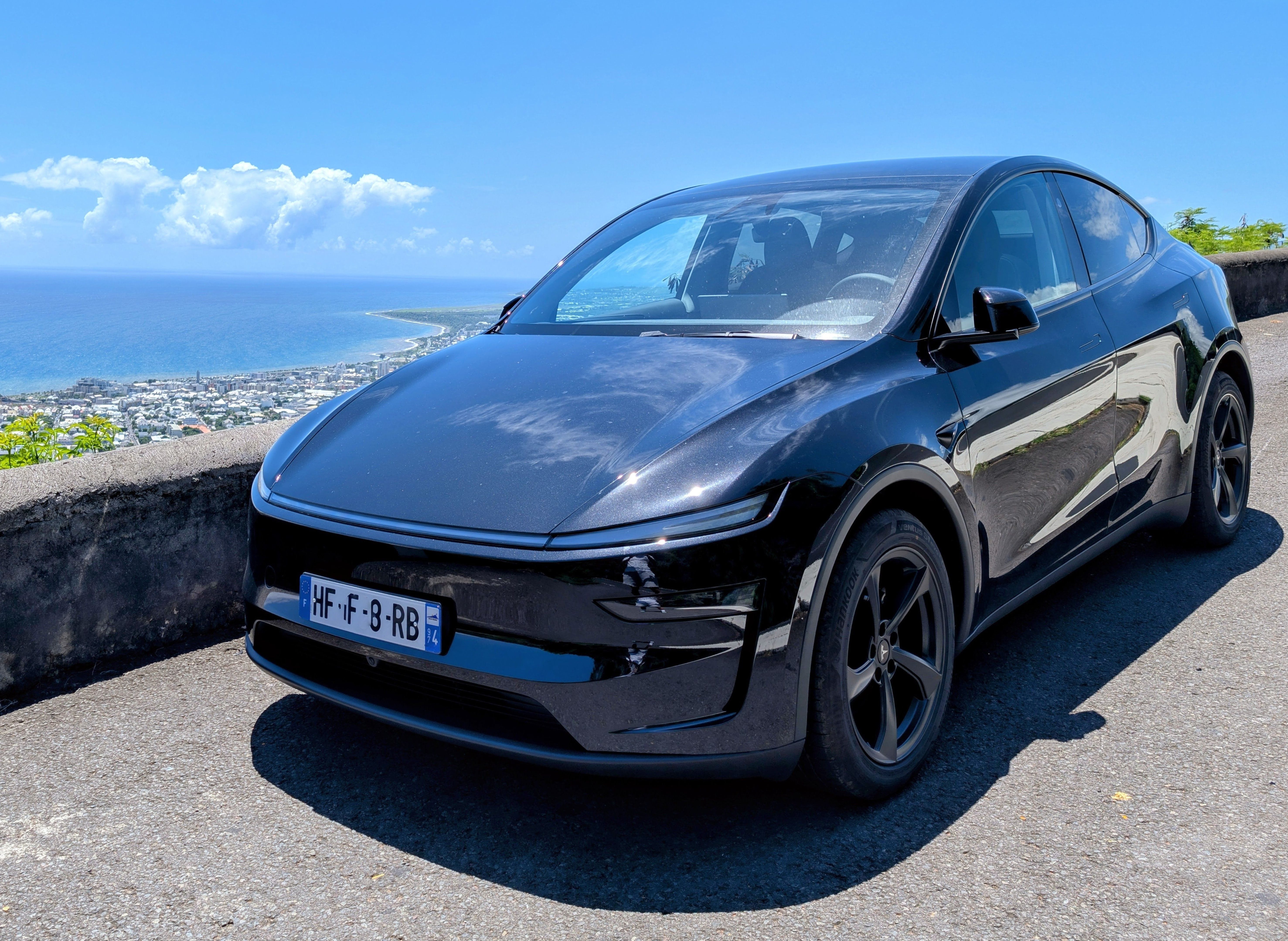 Tesla Model Y Long Range avec Climatisation