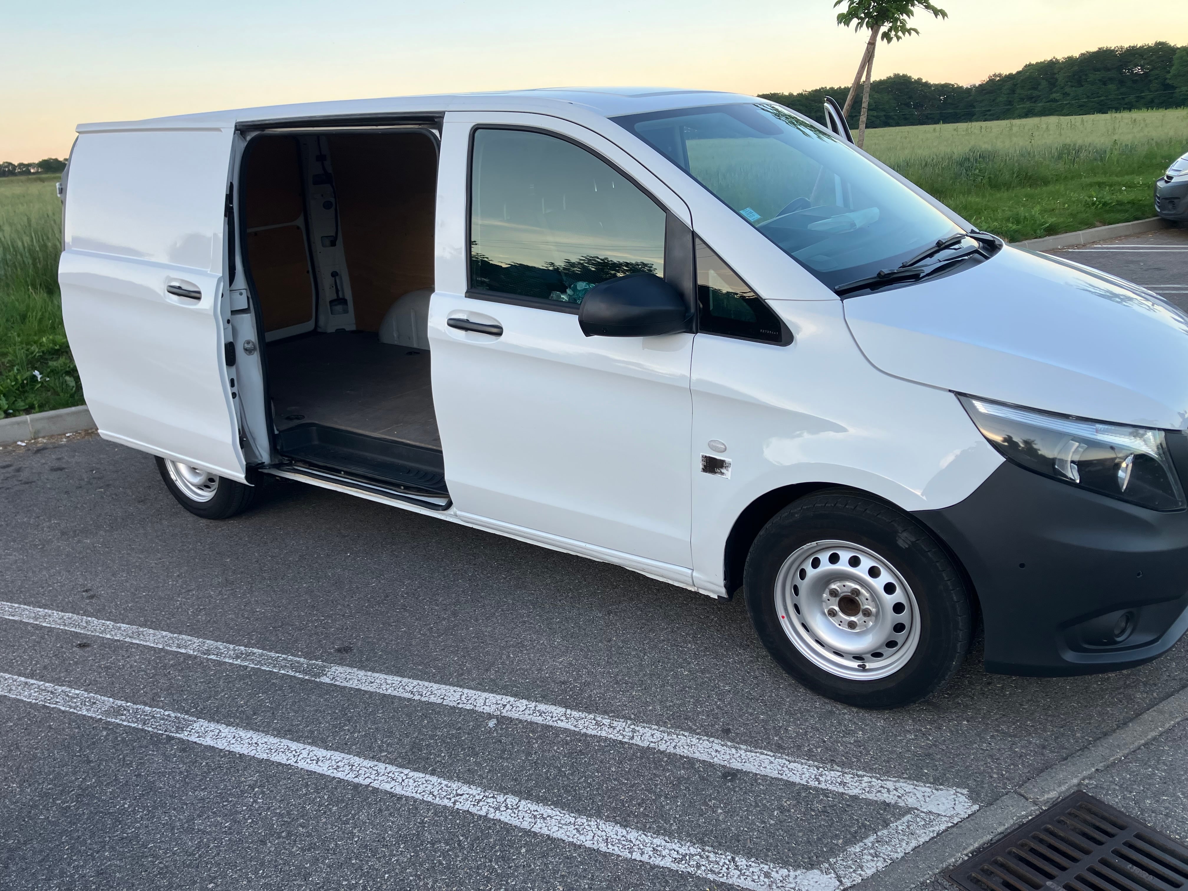 Mercedes-Benz Vito avec Audio Bluetooth