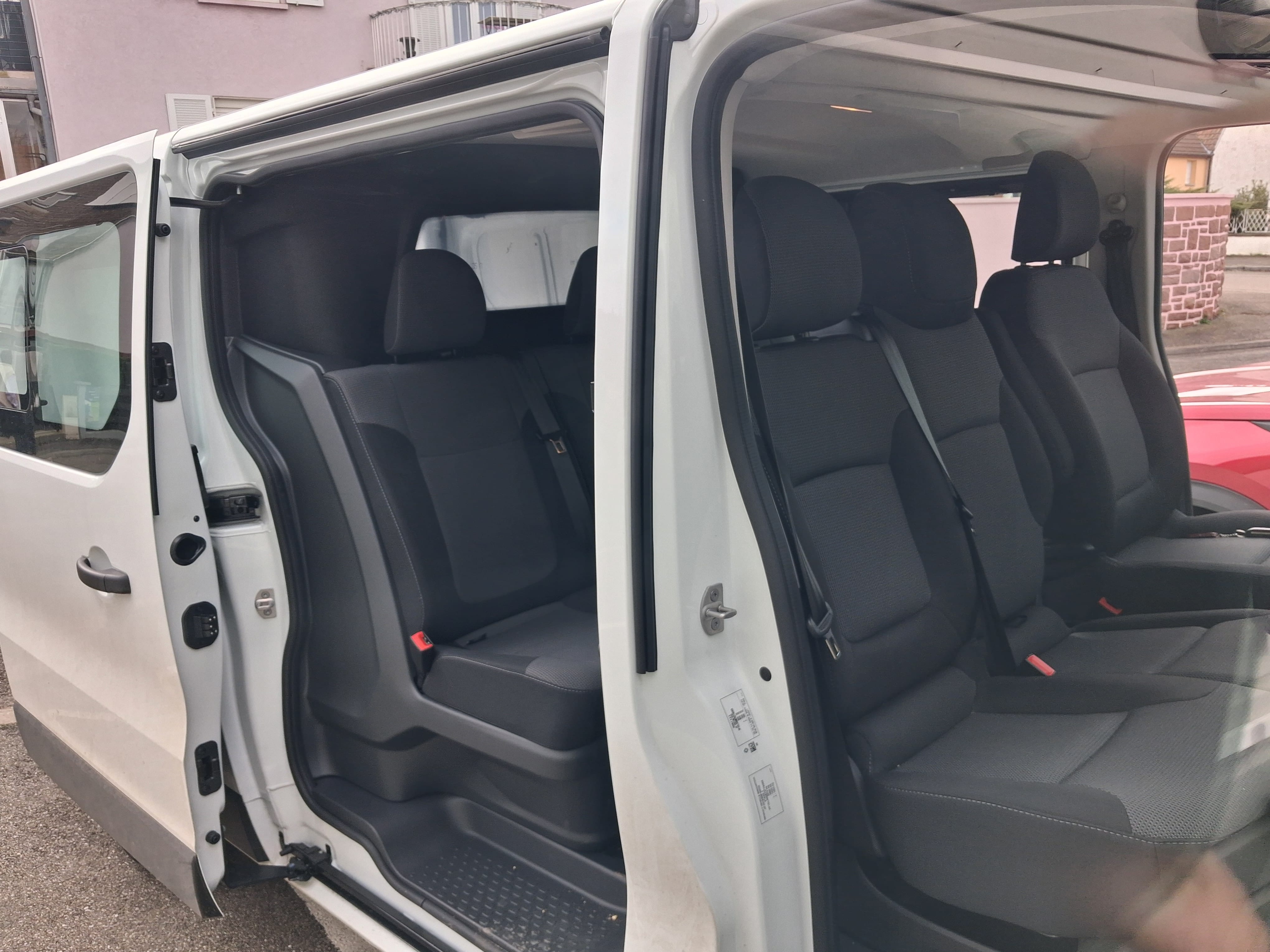 Renault Trafic, 2016, Diesel, 6 places