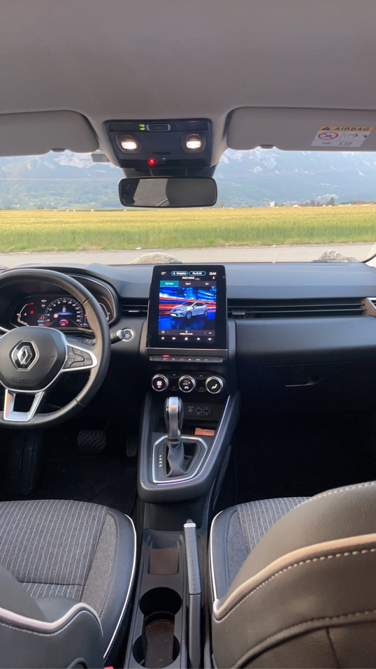 Renault Clio avec Entrée audio / iPod