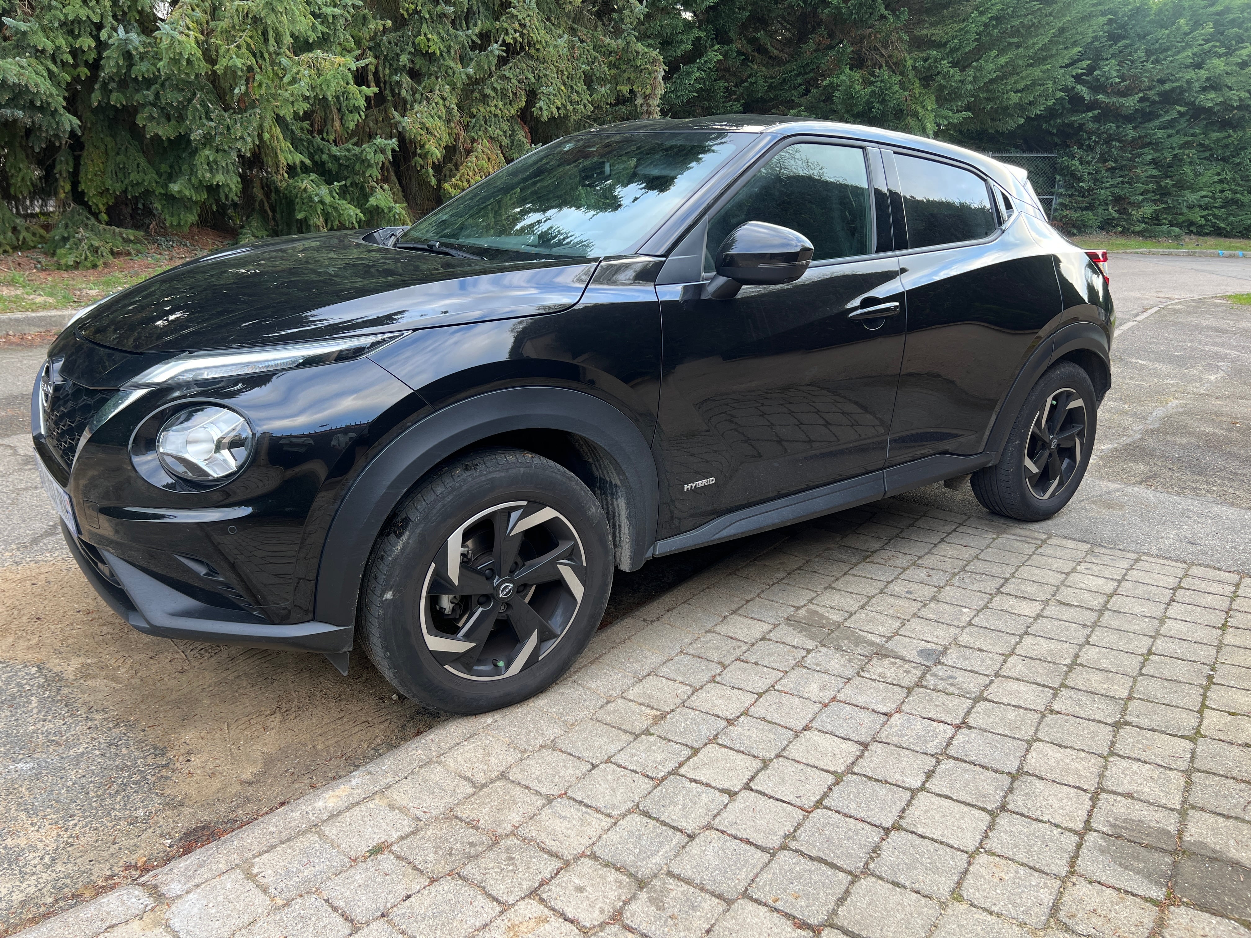 Nissan Juke N-Connecta Hybride, 2023, Essence 95 / Électrique (hybride), automatique