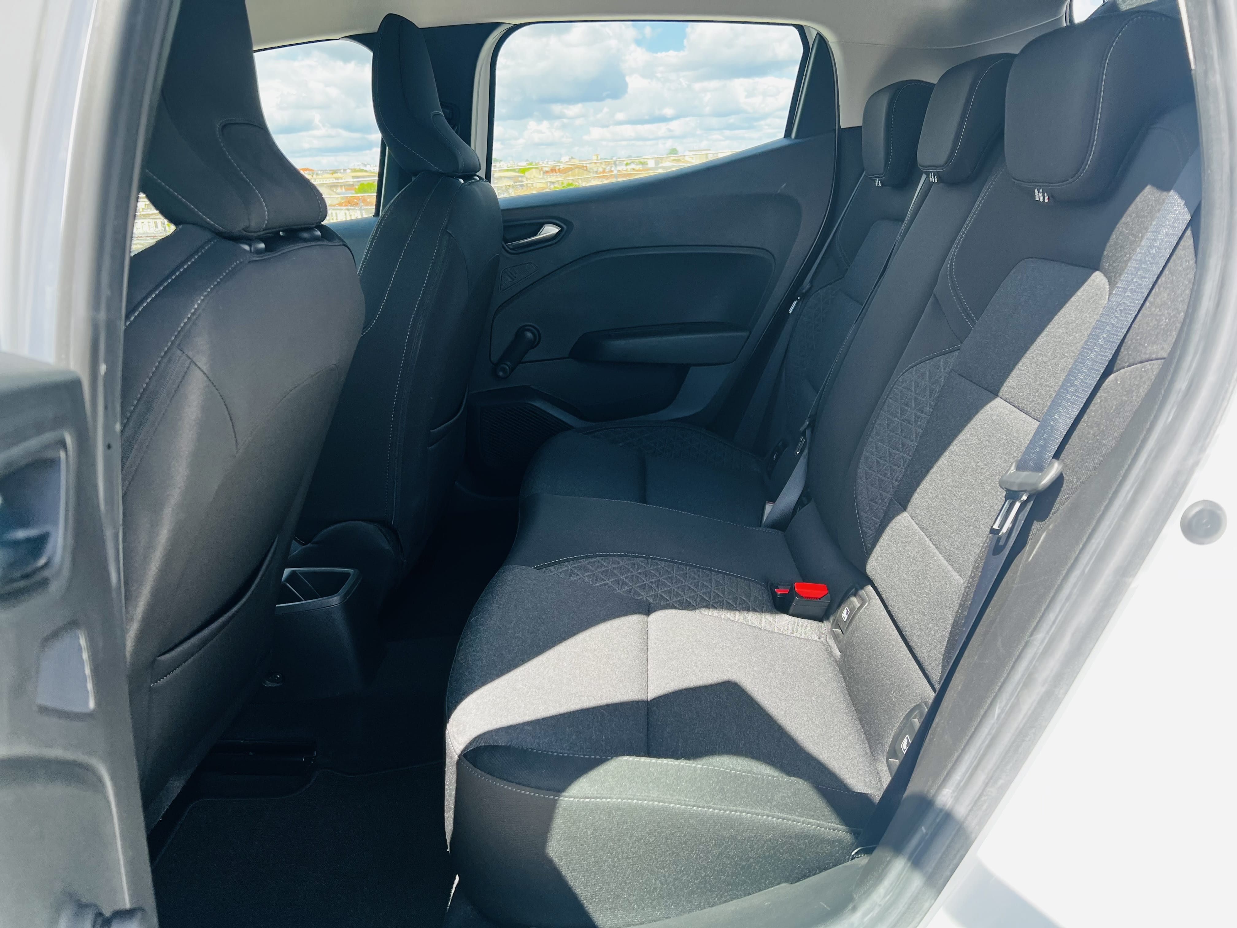 Renault Clio V Zen Climatisation 5 portes 5 places con Android Auto