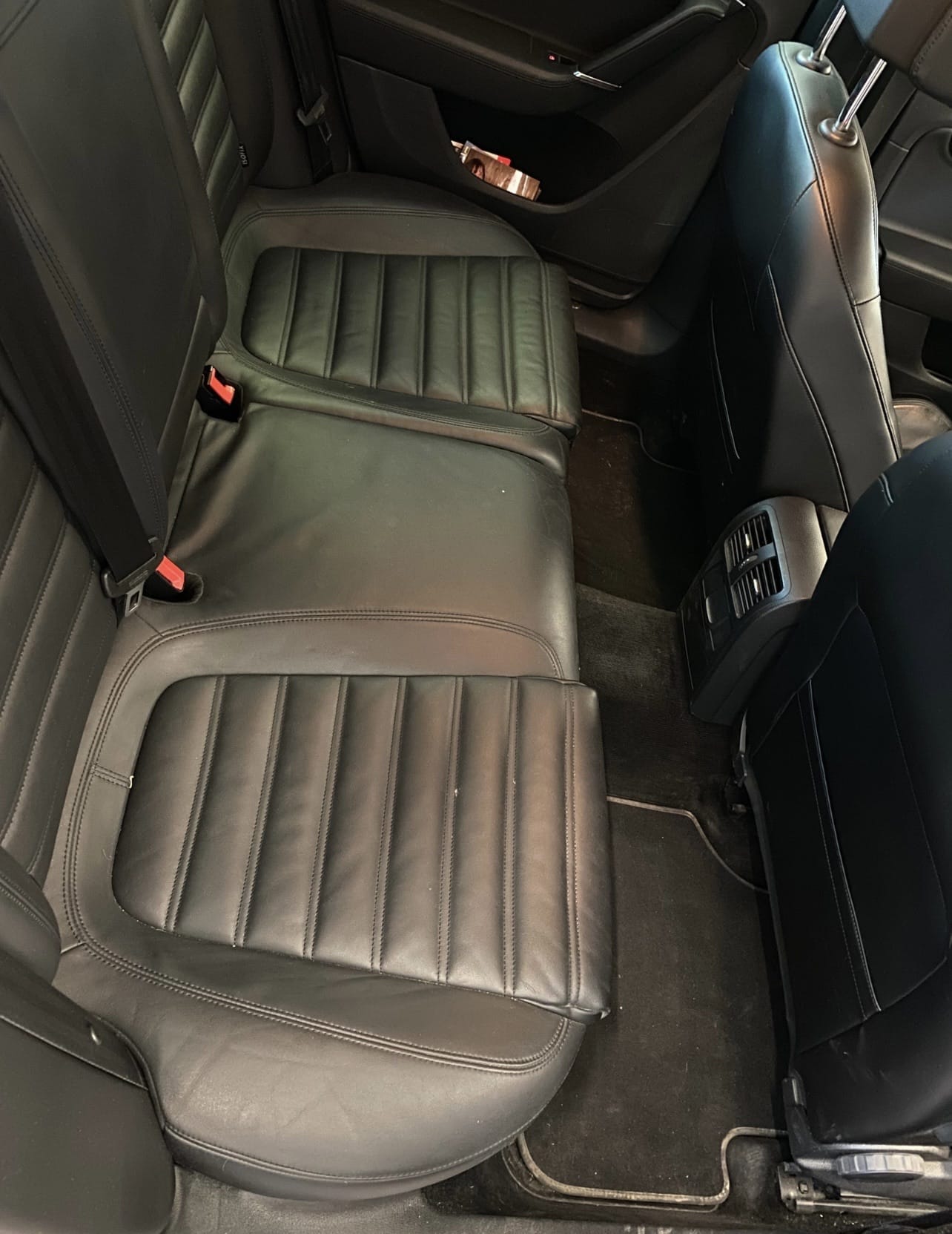 Volkswagen Passat with Four-wheel drive