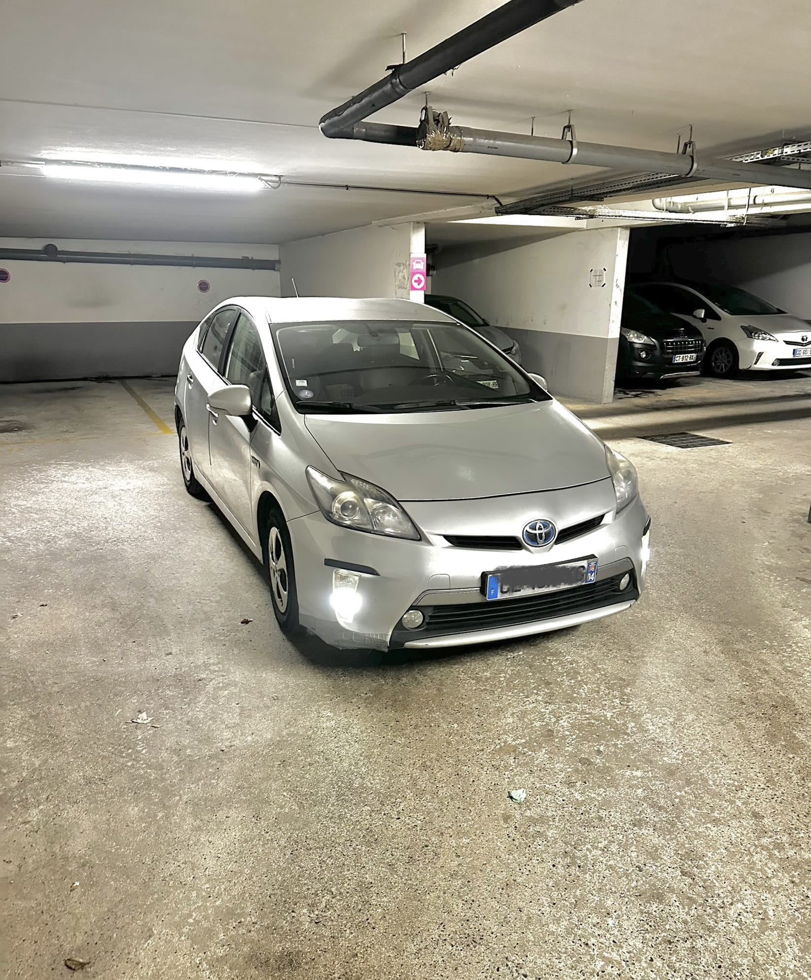 Toyota Prius Plug-in Hybride Advanced, 2012, Essence 95 / Électrique (hybride), automatique