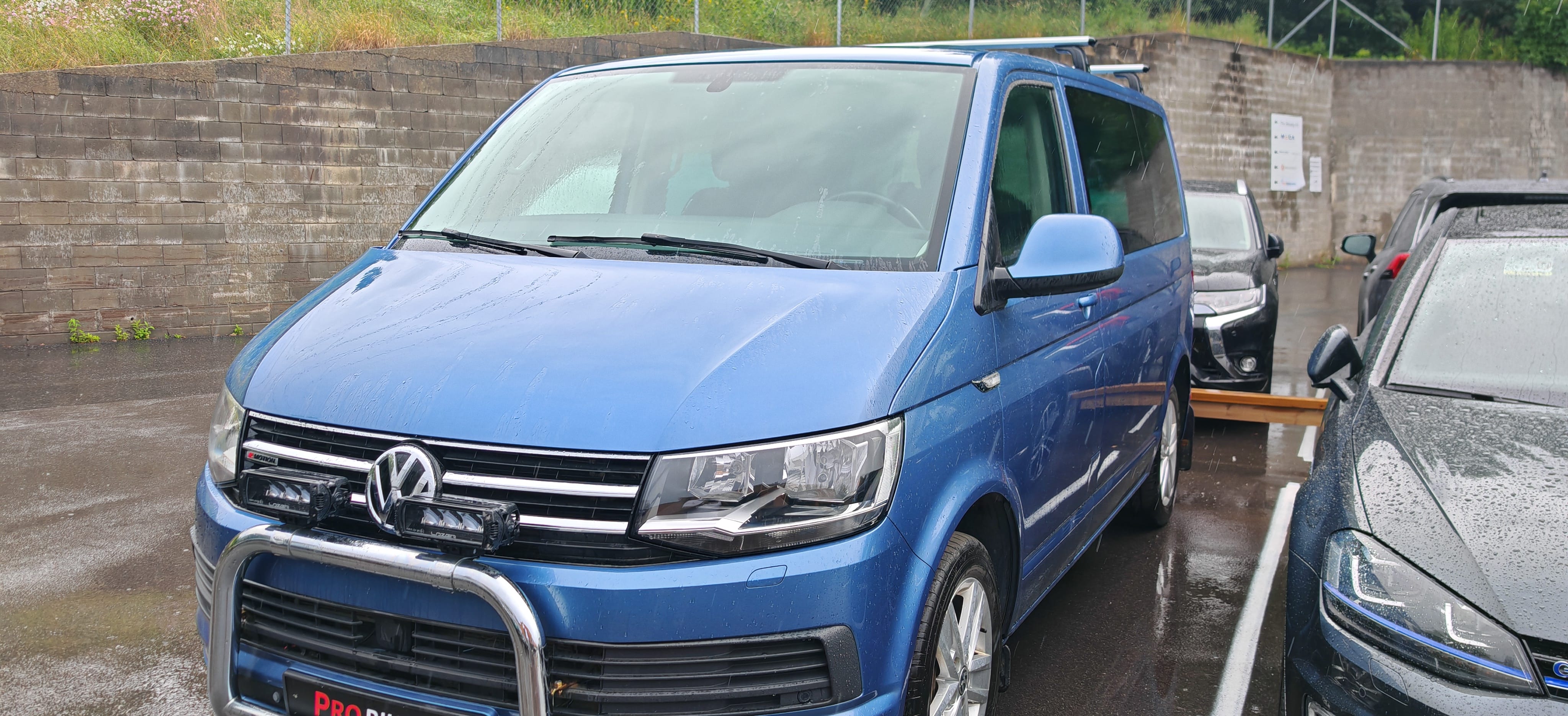 Volkswagen Multivan med Ryggekamera