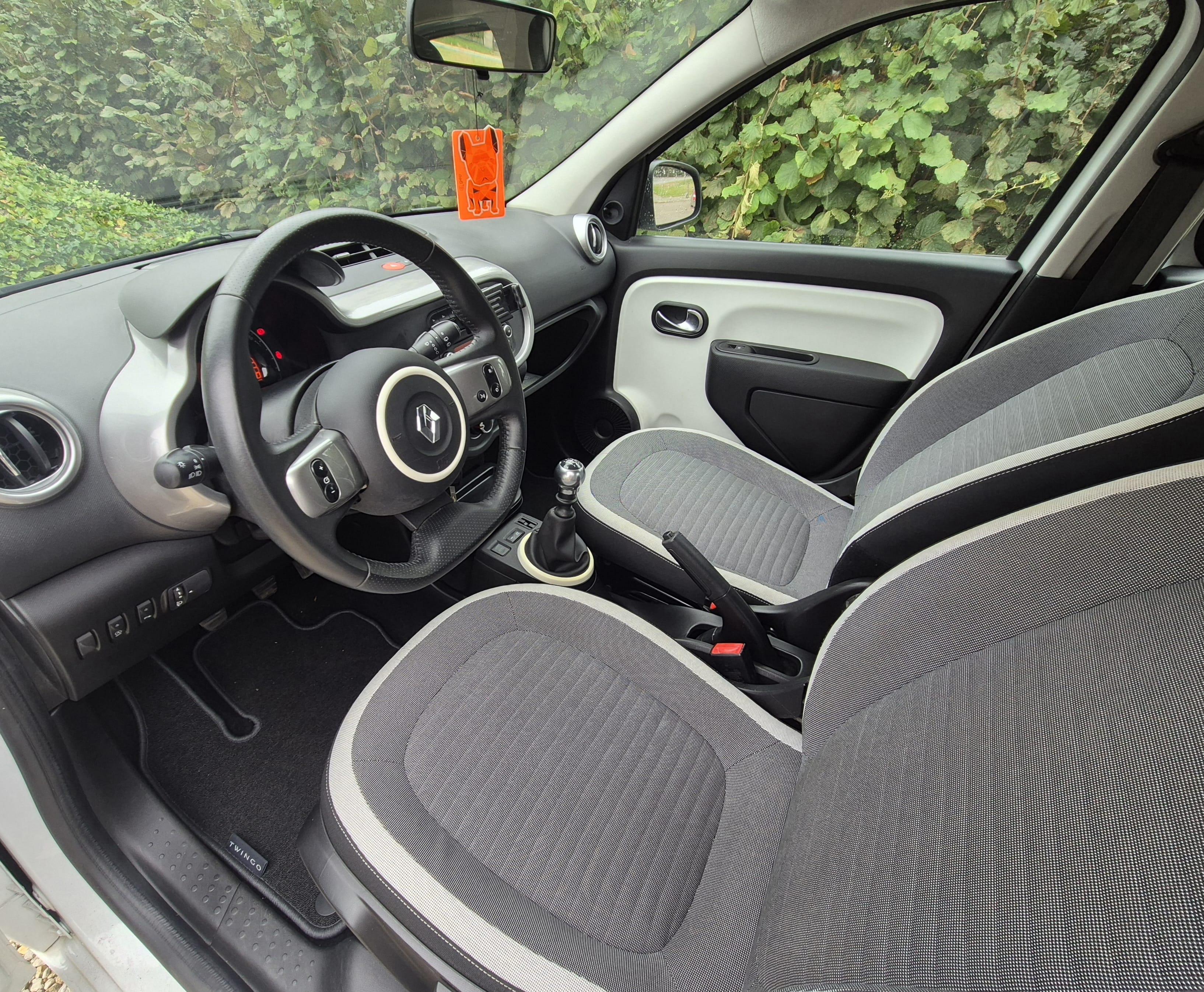 Renault Twingo III con Control de velocidad