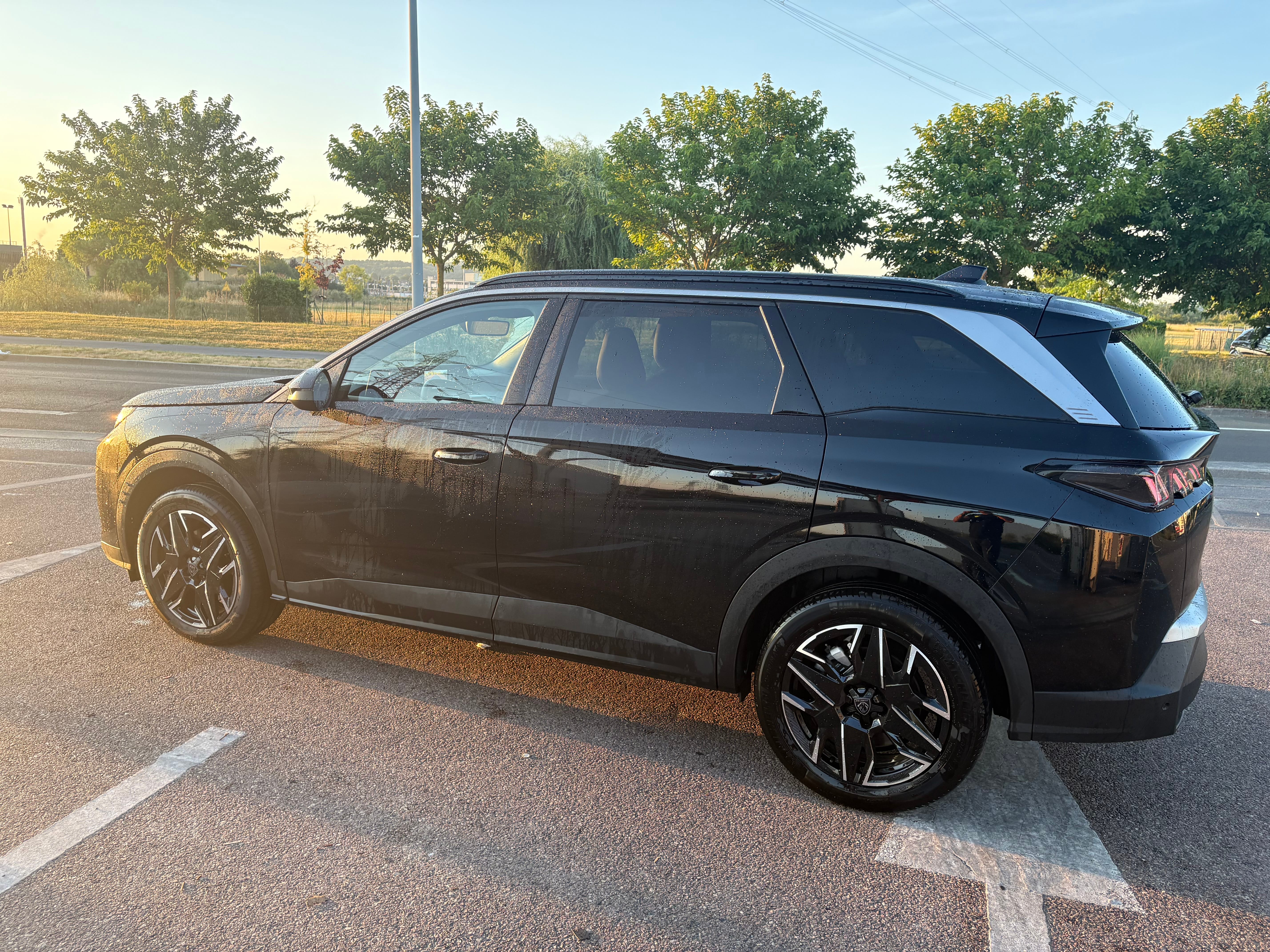 Peugeot 5008 Hybride avec Caméra de recul