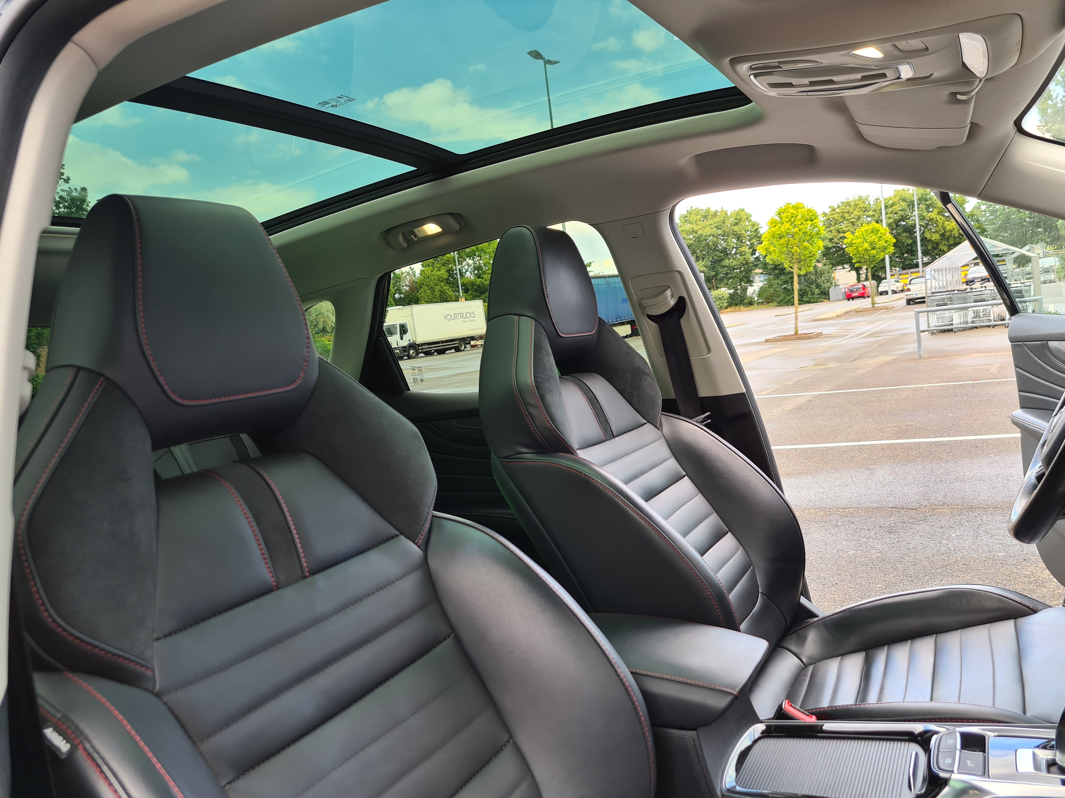 MG HS PHEV mit Tempomat