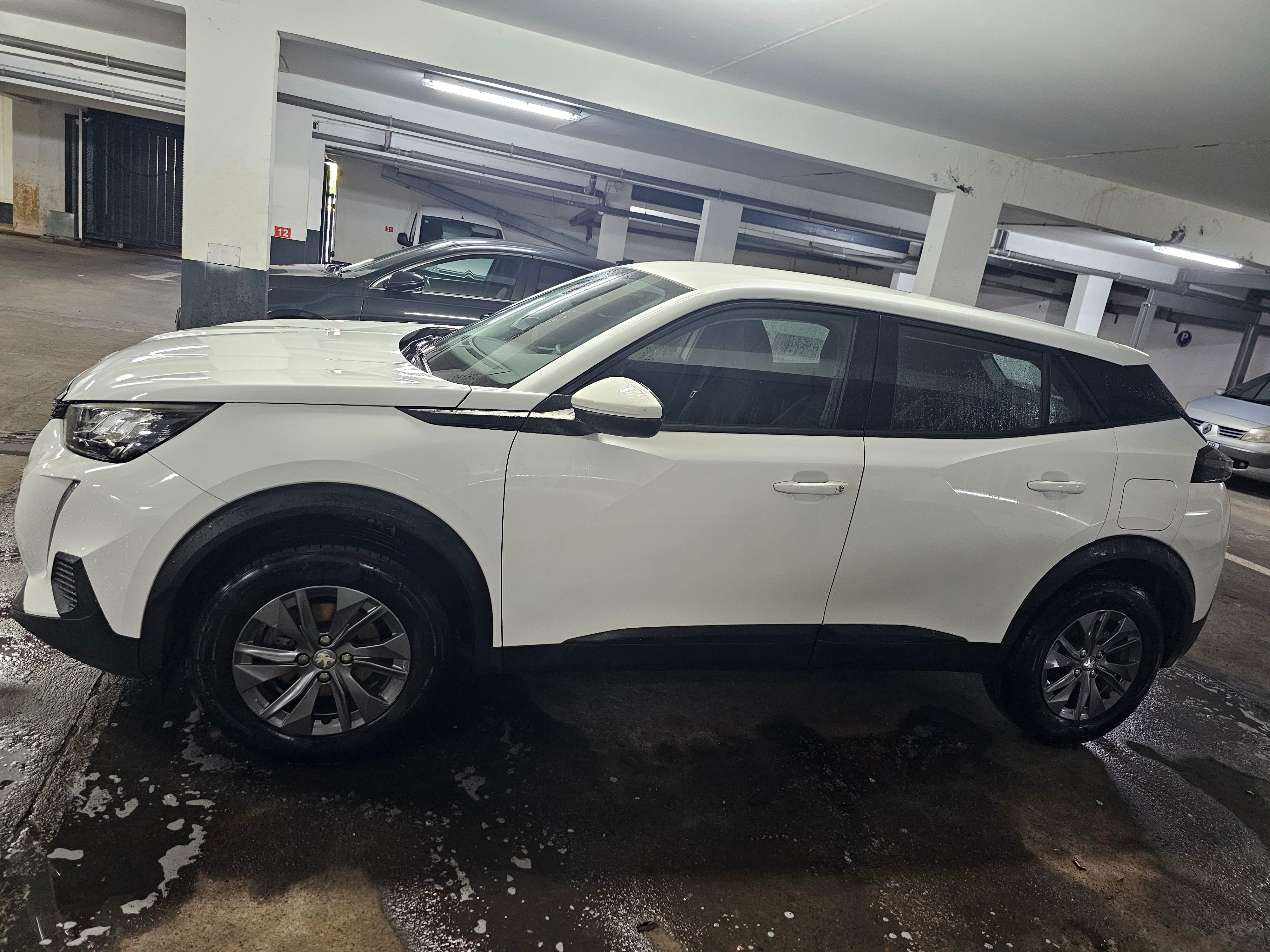 Peugeot 2008 avec Climatisation