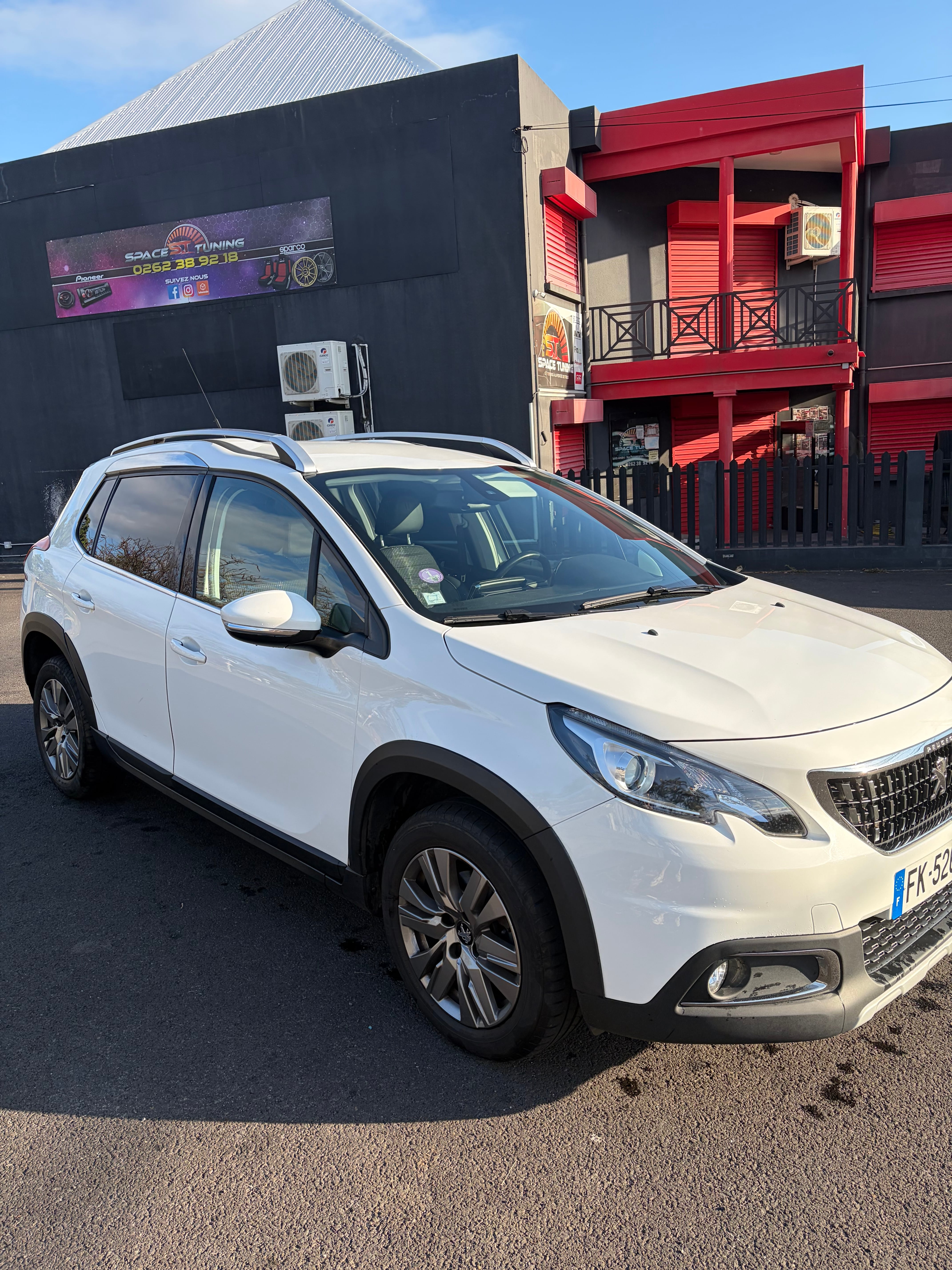 Peugeot 2008 avec Apple CarPlay