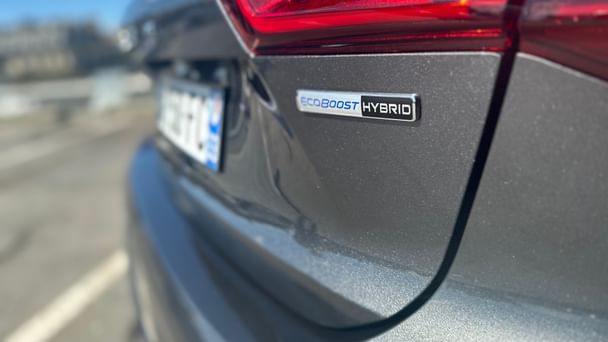 Ford Focus ST Line avec Pneus neige