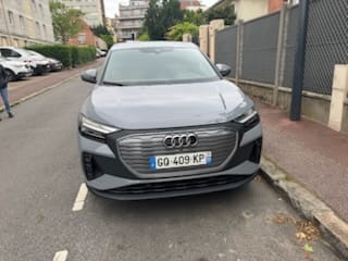 Audi Q4 40 e-tron (RWD) avec GPS