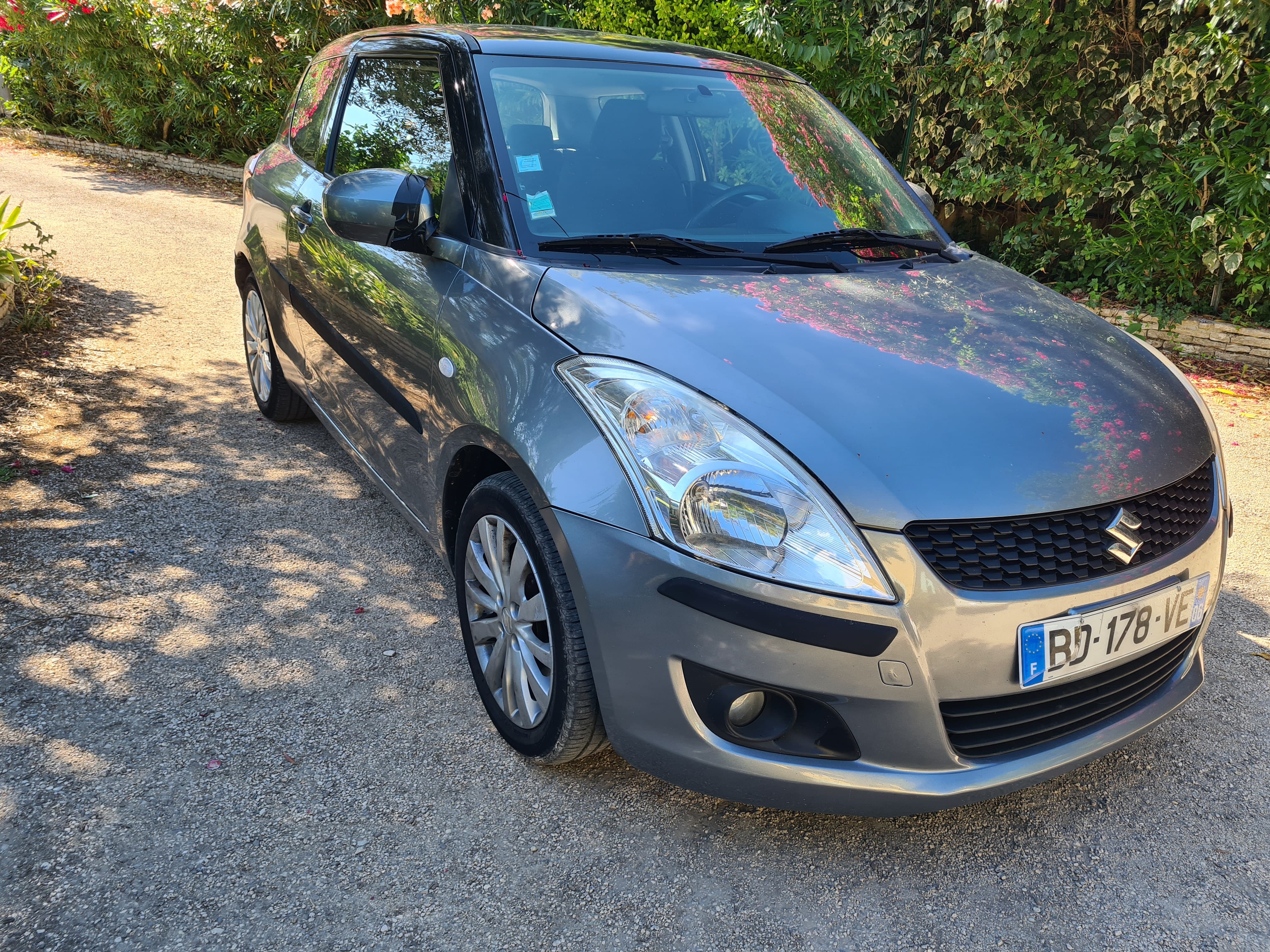 Suzuki Swift 1.2 l  3 portes climatisation, avec Climatisation