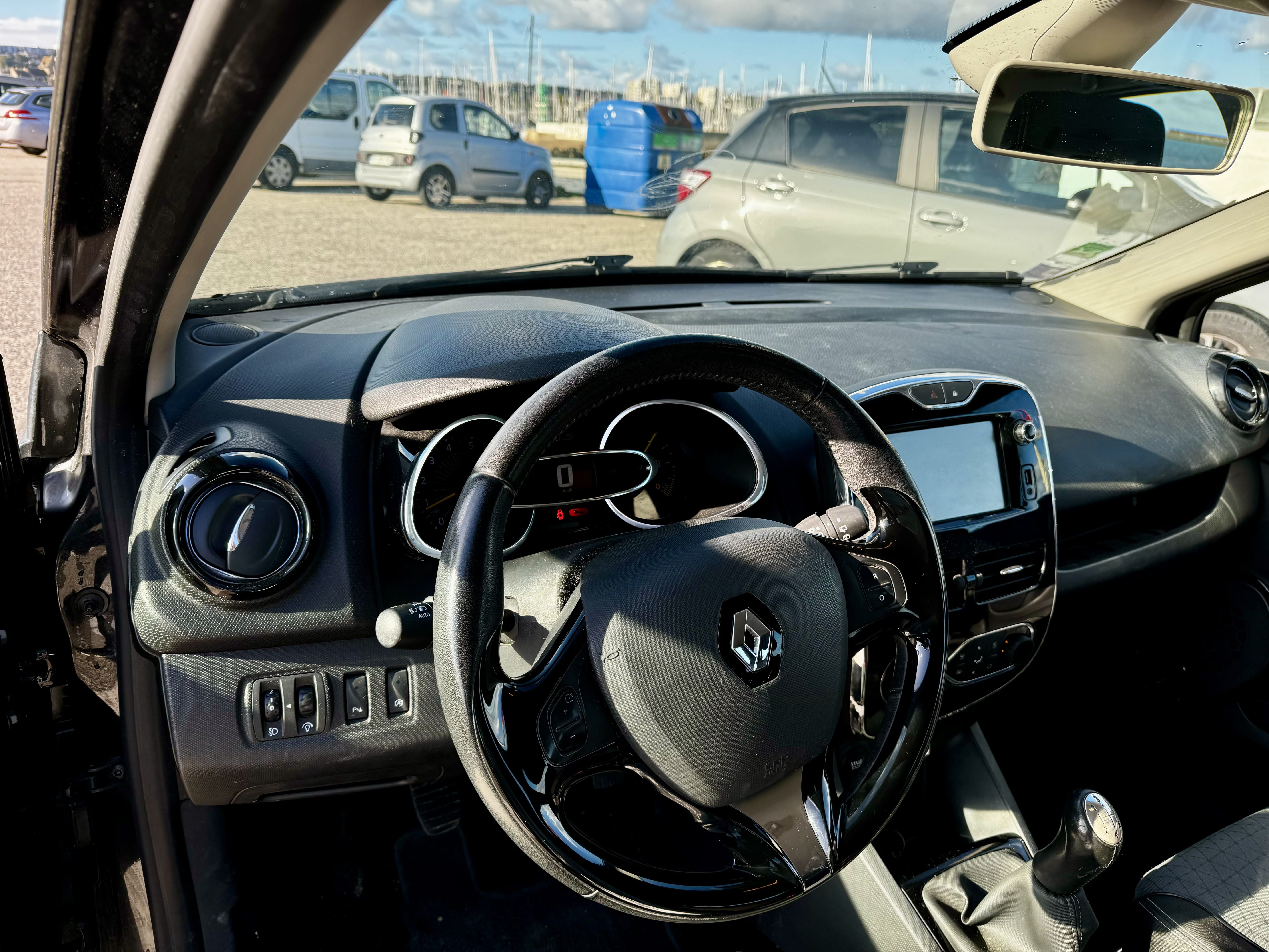 Renault Clio avec GPS