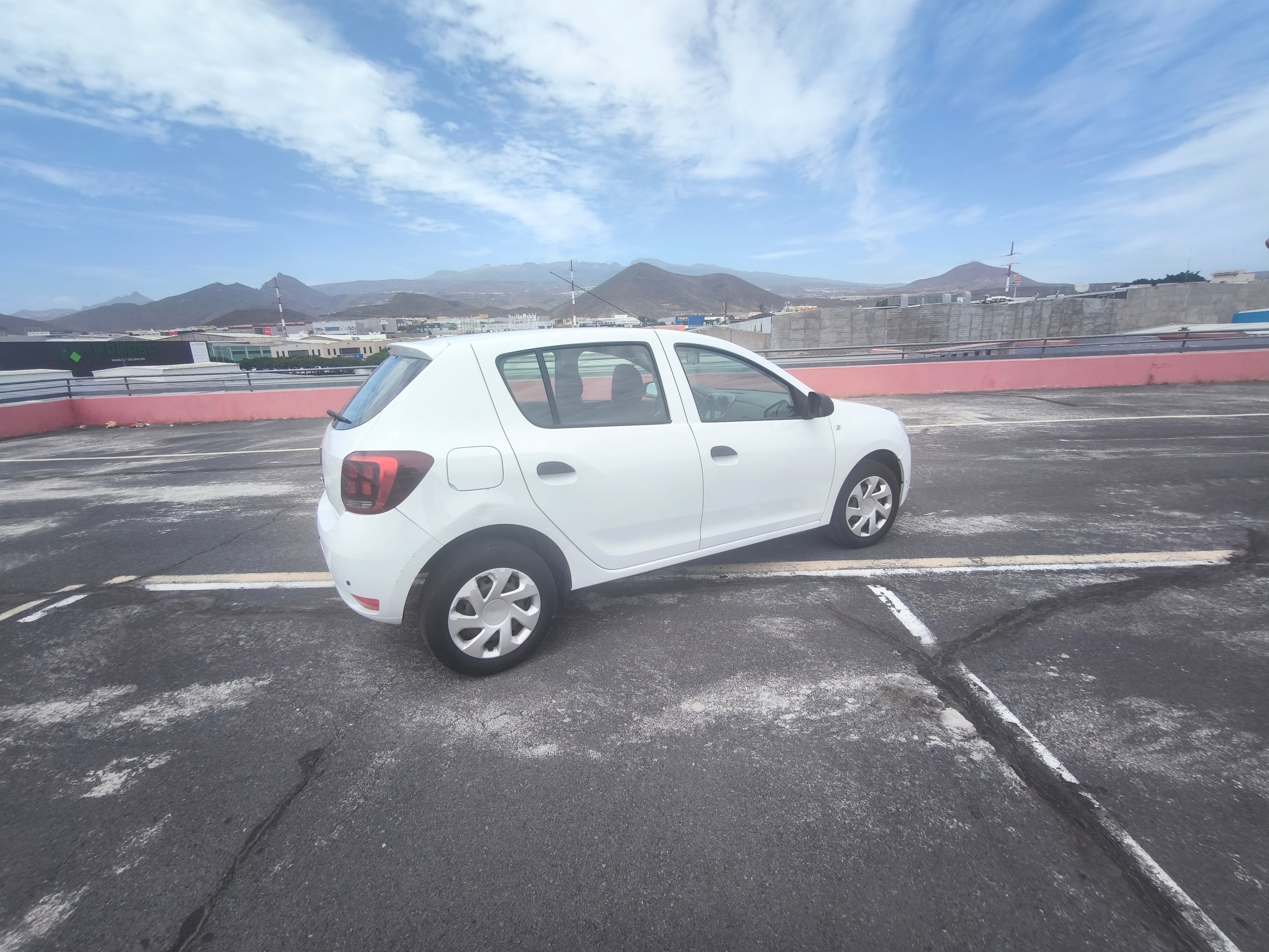 Dacia Sandero Essential mit Klimaanlage