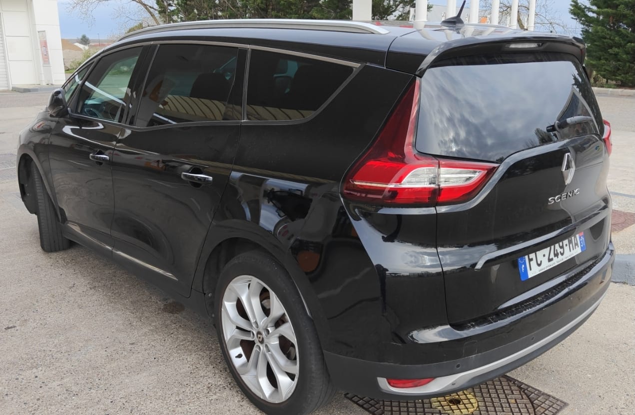 Renault Grand Scenic avec GPS
