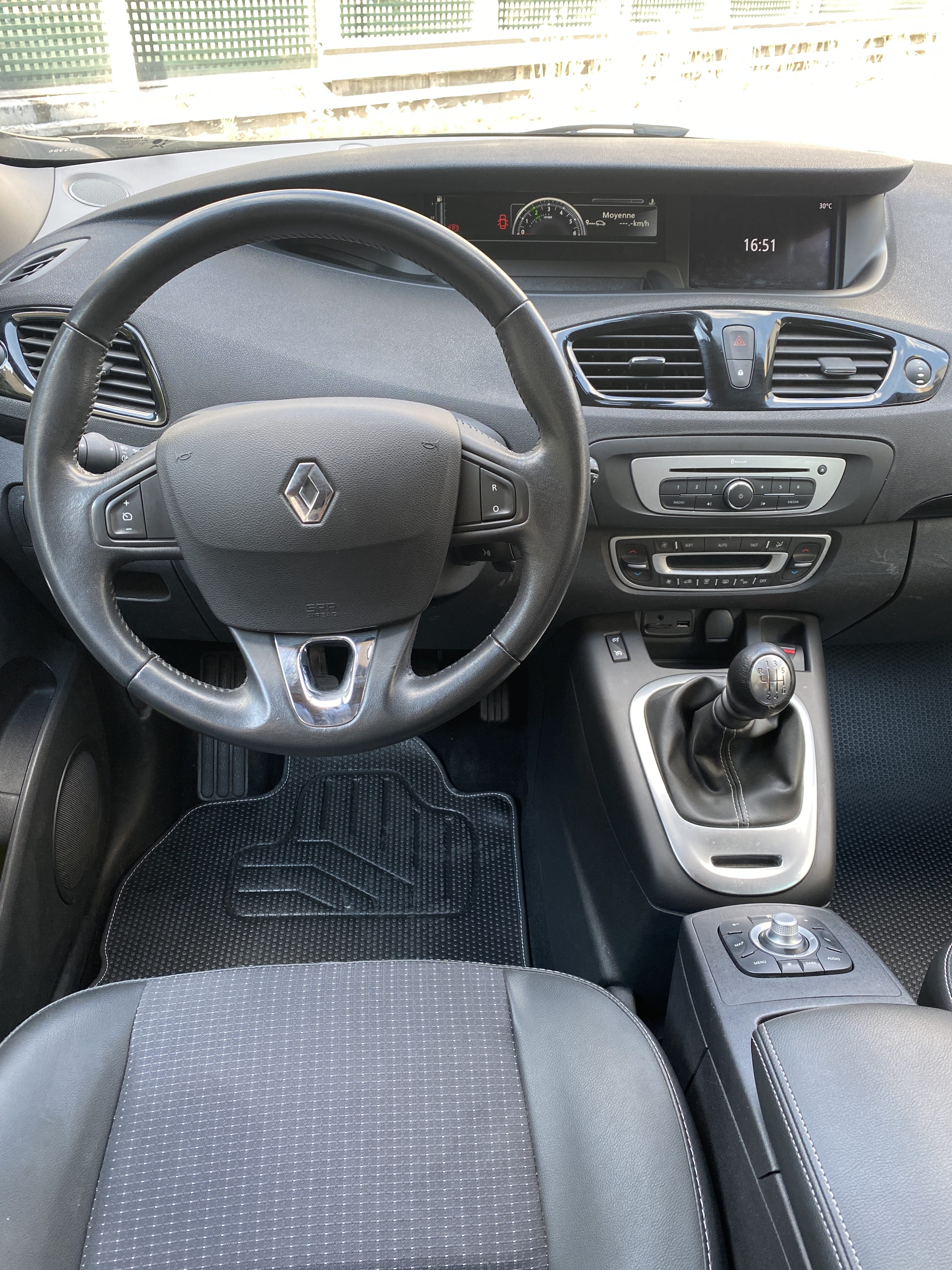 Renault Grand Scenic III 351 avec Régulateur de vitesse