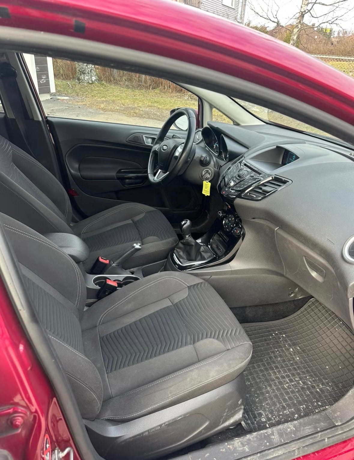 Ford Fiesta med Babysete