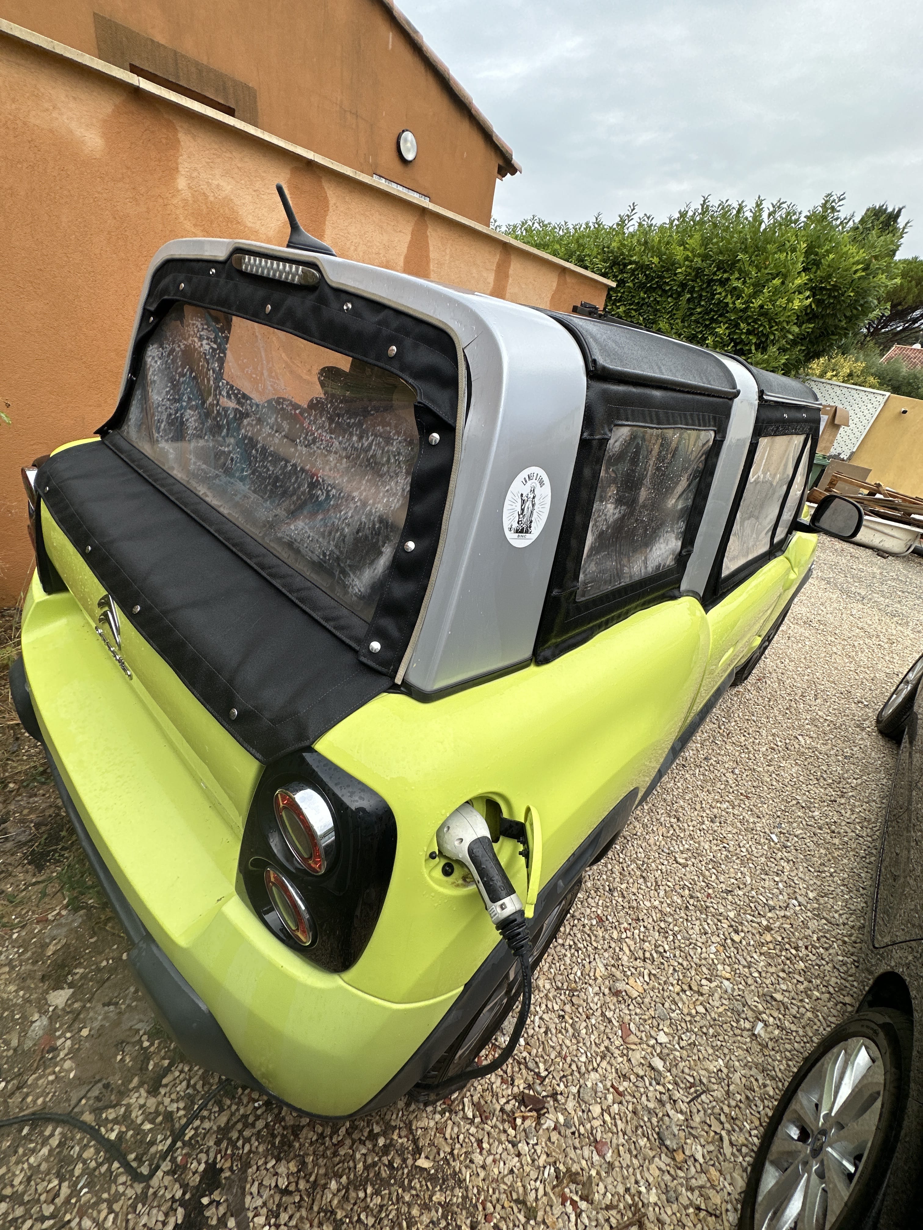 Citroen e-Mehari avec Audio Bluetooth